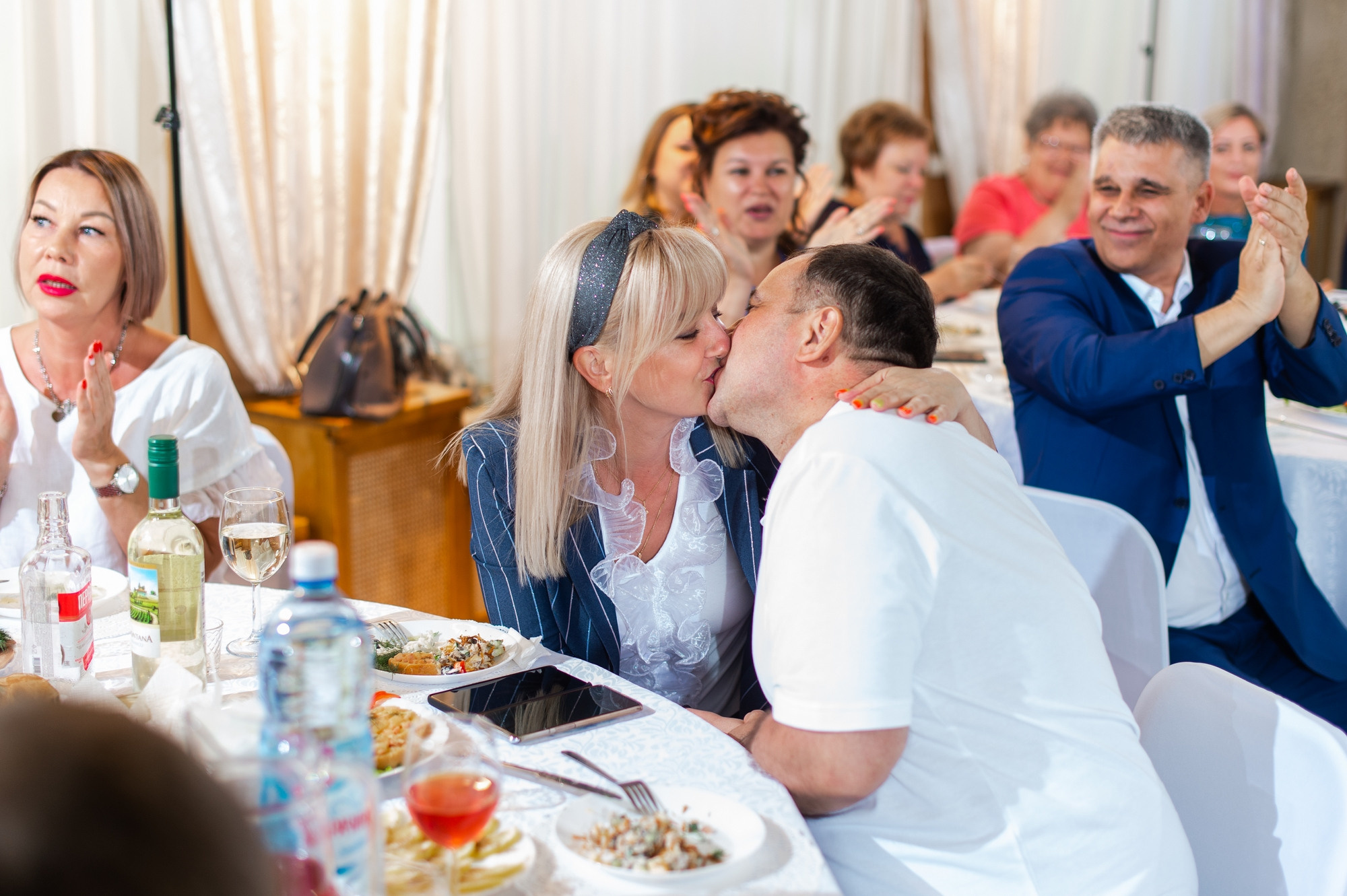 «Help me» :). Свадебный и семейный фотограф в Омске Мормулев Михаил