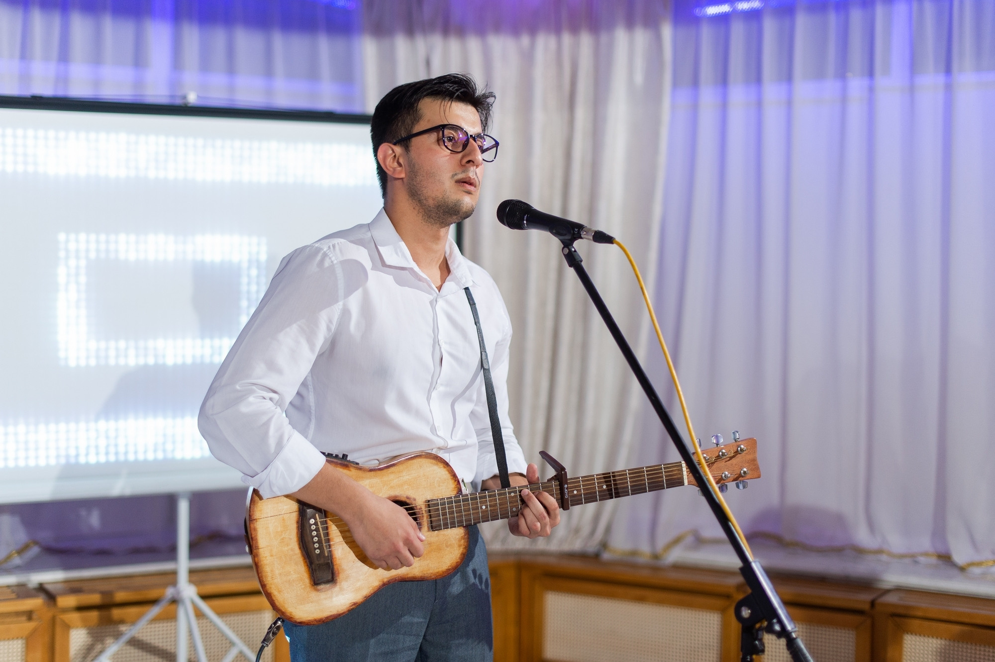 «Help me» :). Свадебный и семейный фотограф в Омске Мормулев Михаил