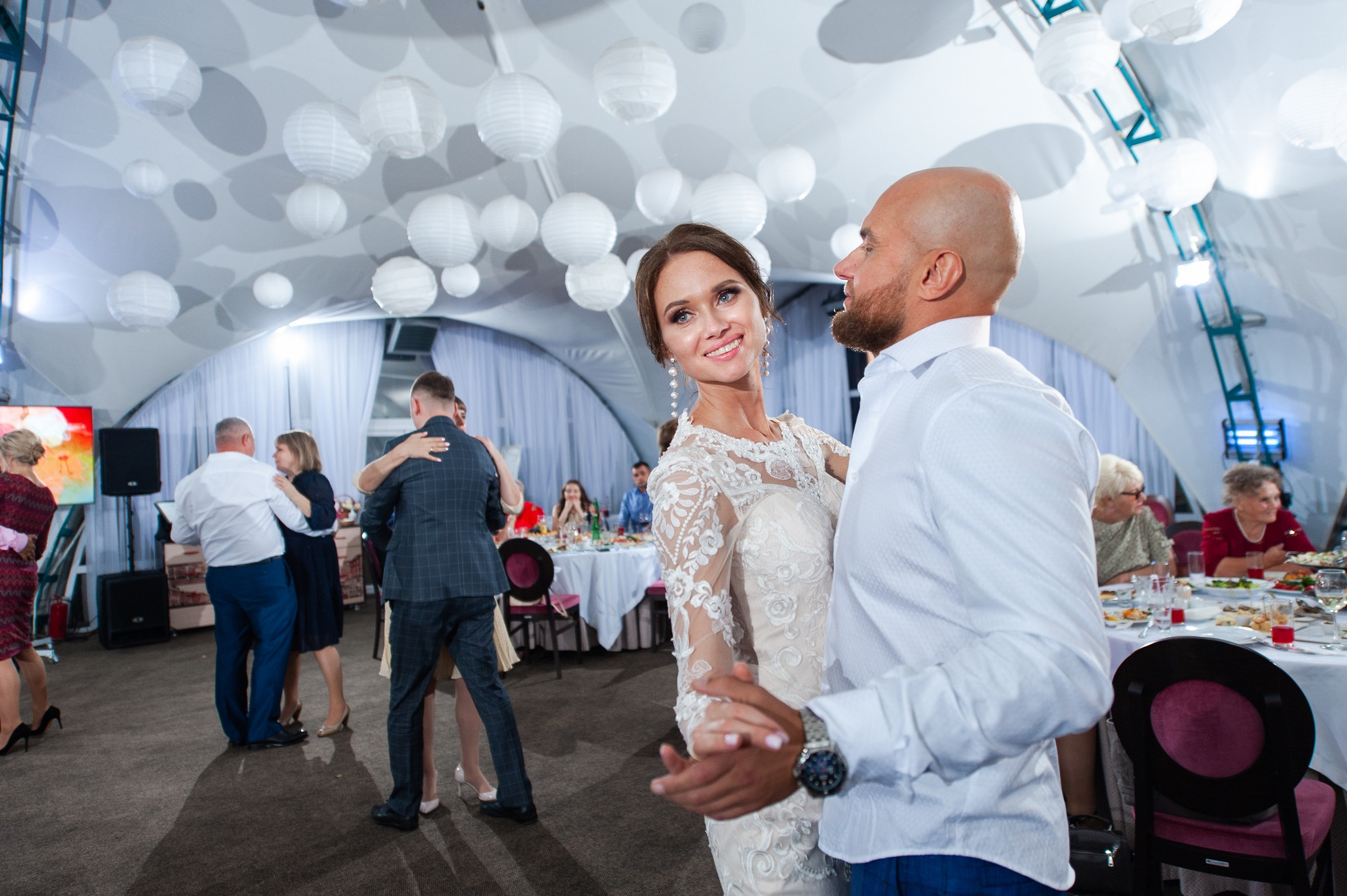 Банкет в шатре Шато. Свадебный и семейный фотограф в Омске Мормулев Михаил