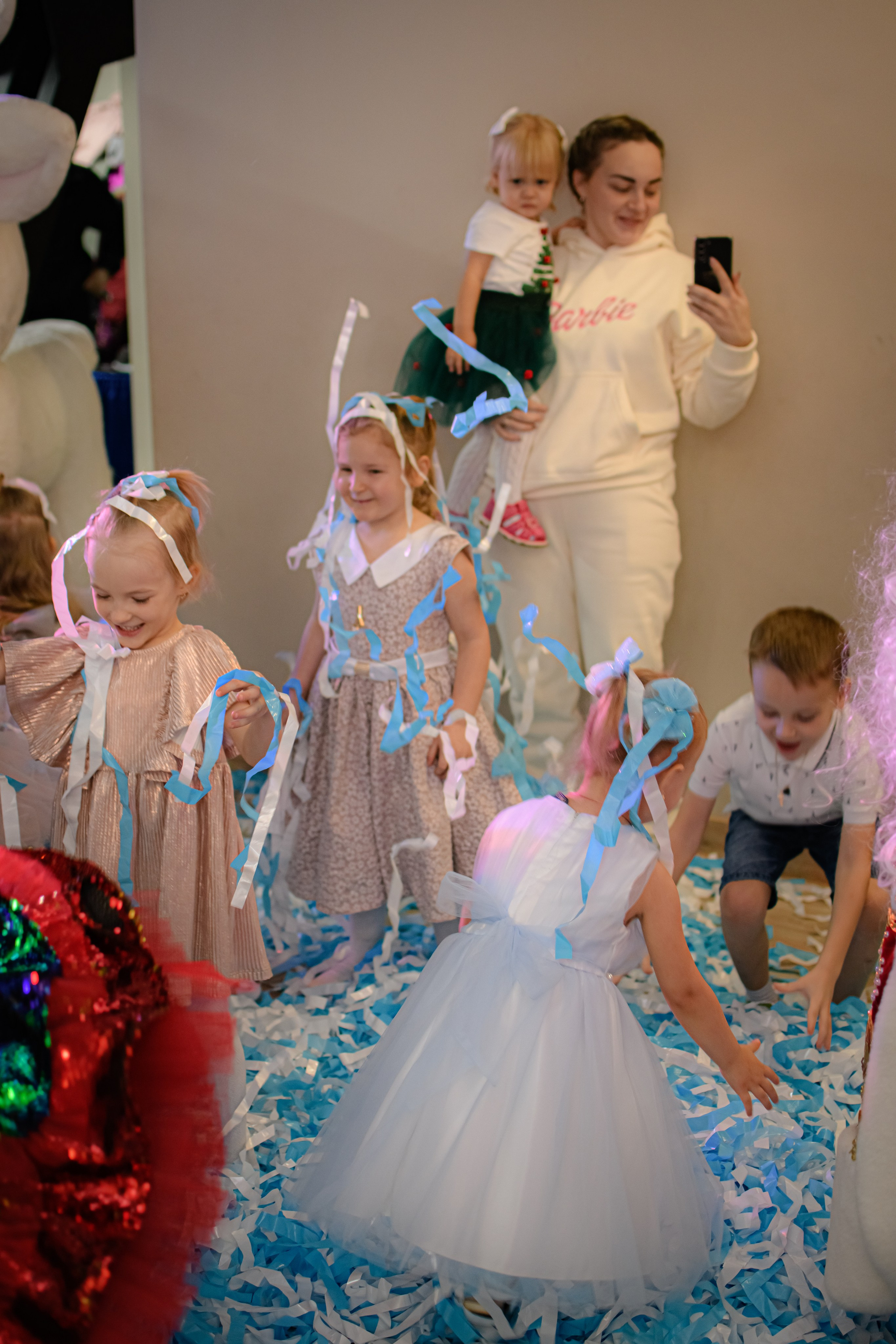 HAPPY NEW YEAR. Photokarish