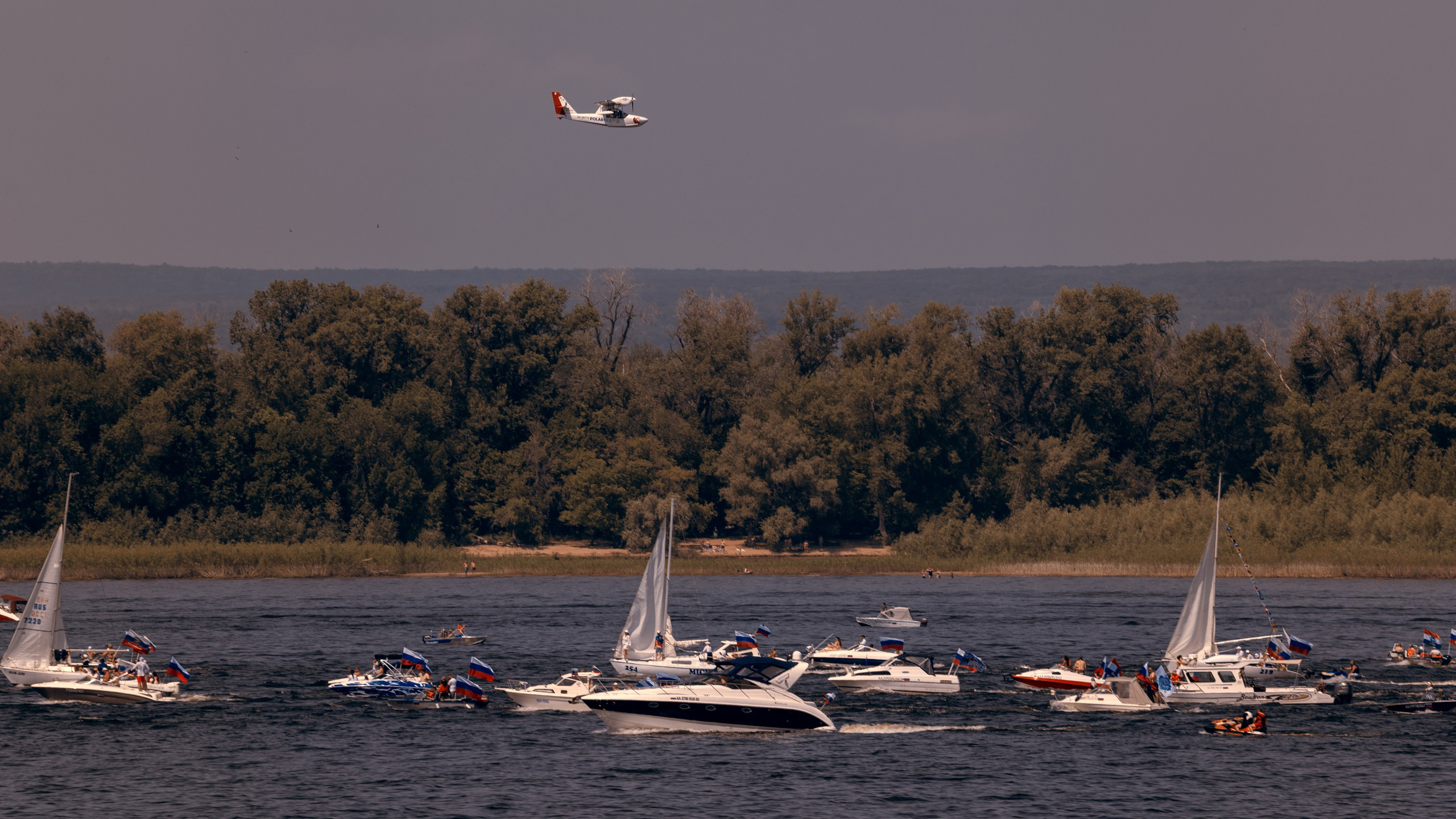 Парад судов. Фотограф в Самаре Вадим Грязнов