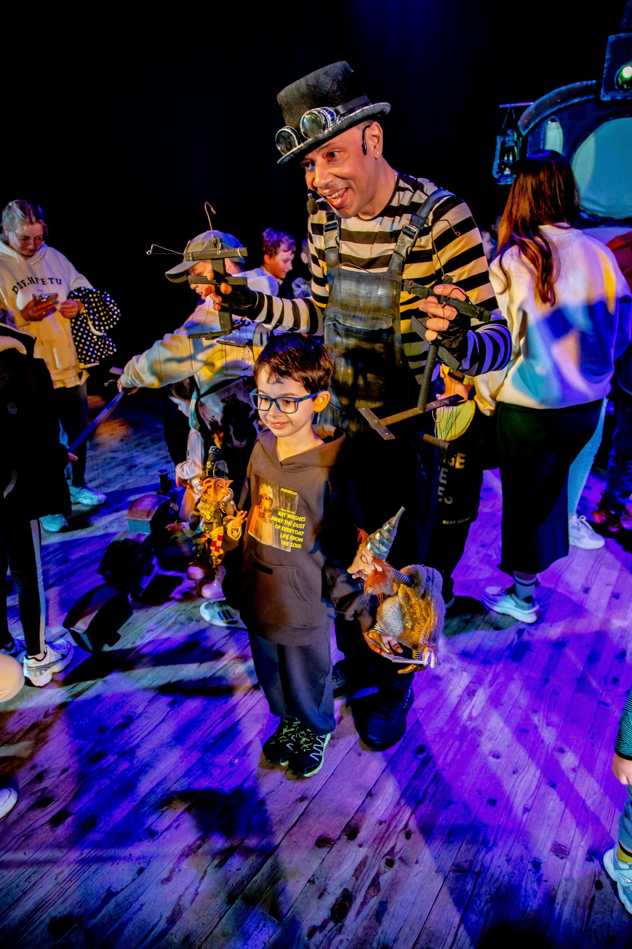 Театрп гномов или настоящие друзья. Фотограф в Сочи Юрий Шептаев