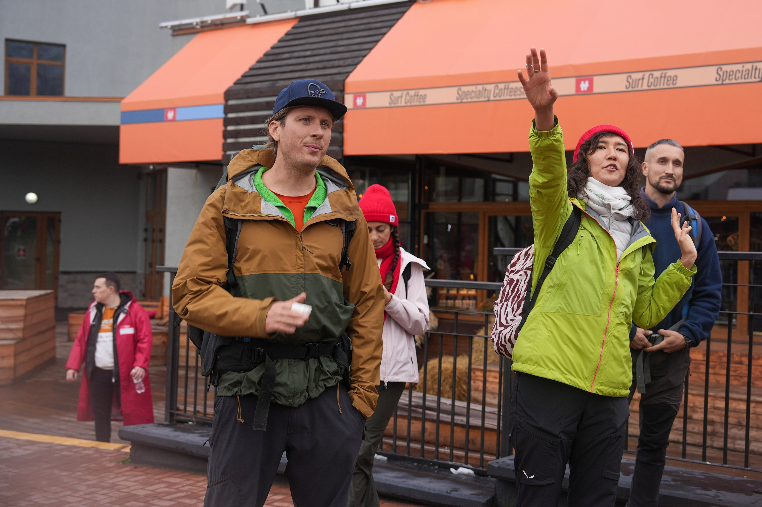 MICE мероприятие — хайкинг на курорте Роза Хутор. Репортажный фотограф в Красной Поляне и Сочи Павлюченко Екатерина