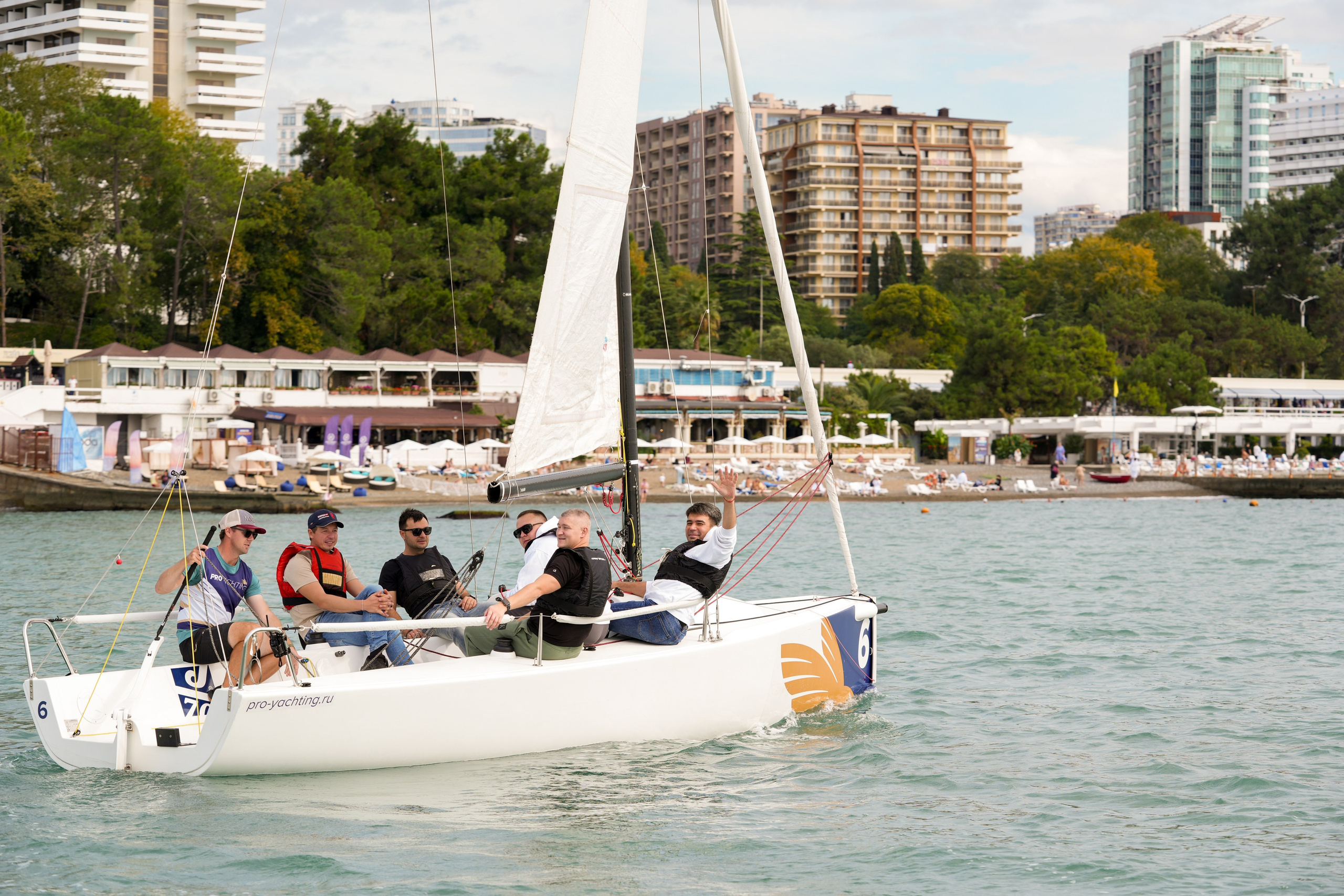 Яхтенная регата для компании Агрегатка. Репортажный фотограф в Красной Поляне и Сочи Павлюченко Екатерина
