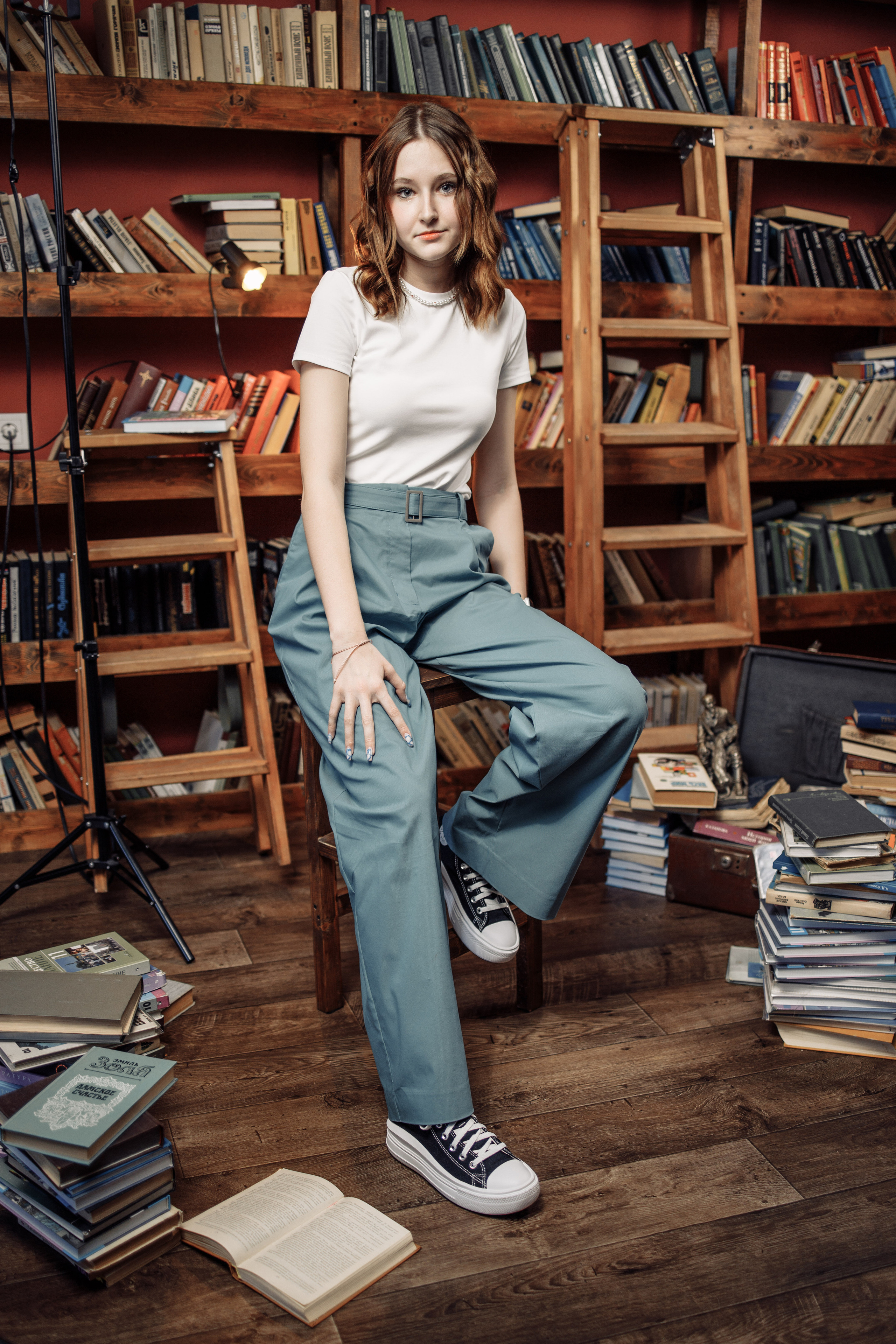 Студия школьной фотографии. Фотостудия выпускных альбомов в Твери. Студия школьной фотографии в Твери. Выпускные альбомы в Твери