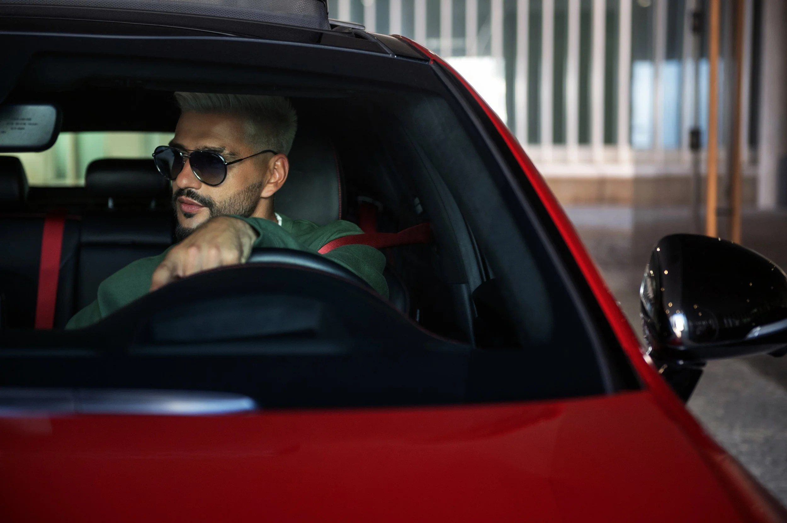KIA Ambassador. Фотограф Владимир Черняховский