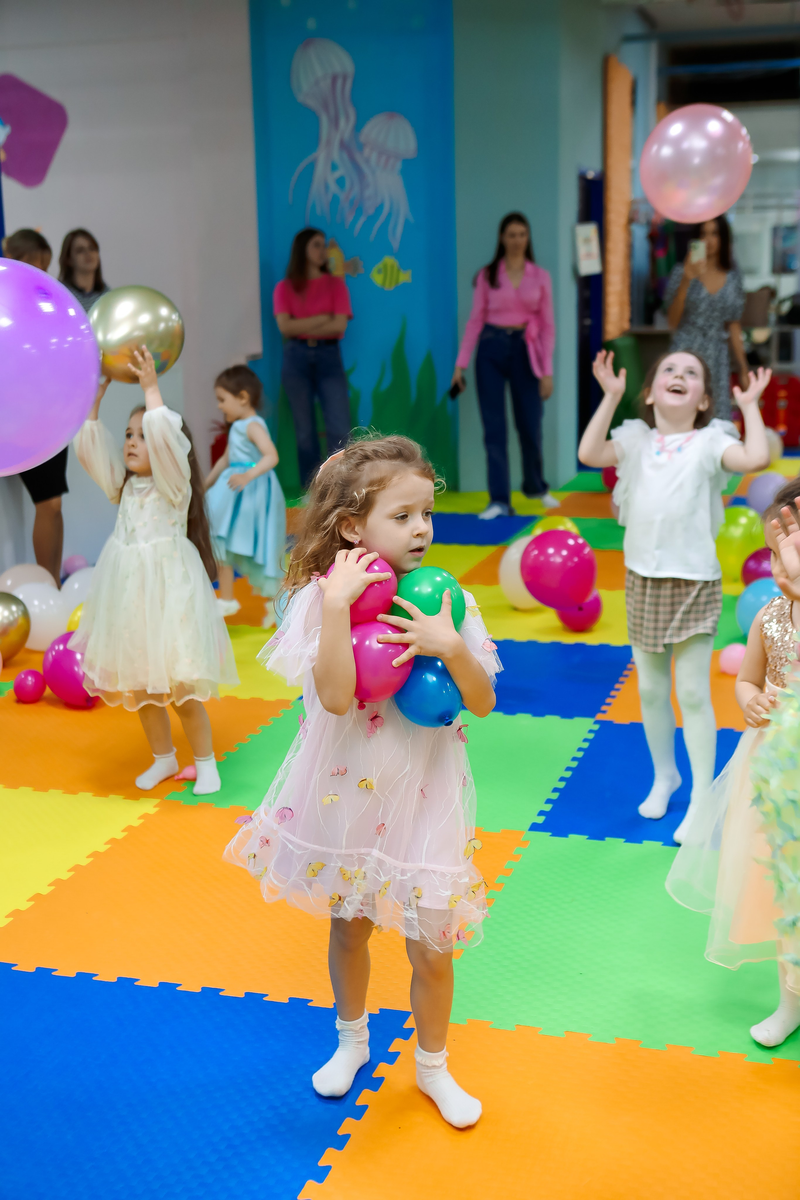 Вечеринка с воздушными шарами. Семейный и свадебный фотограф во Владивостоке Аня Смецкая