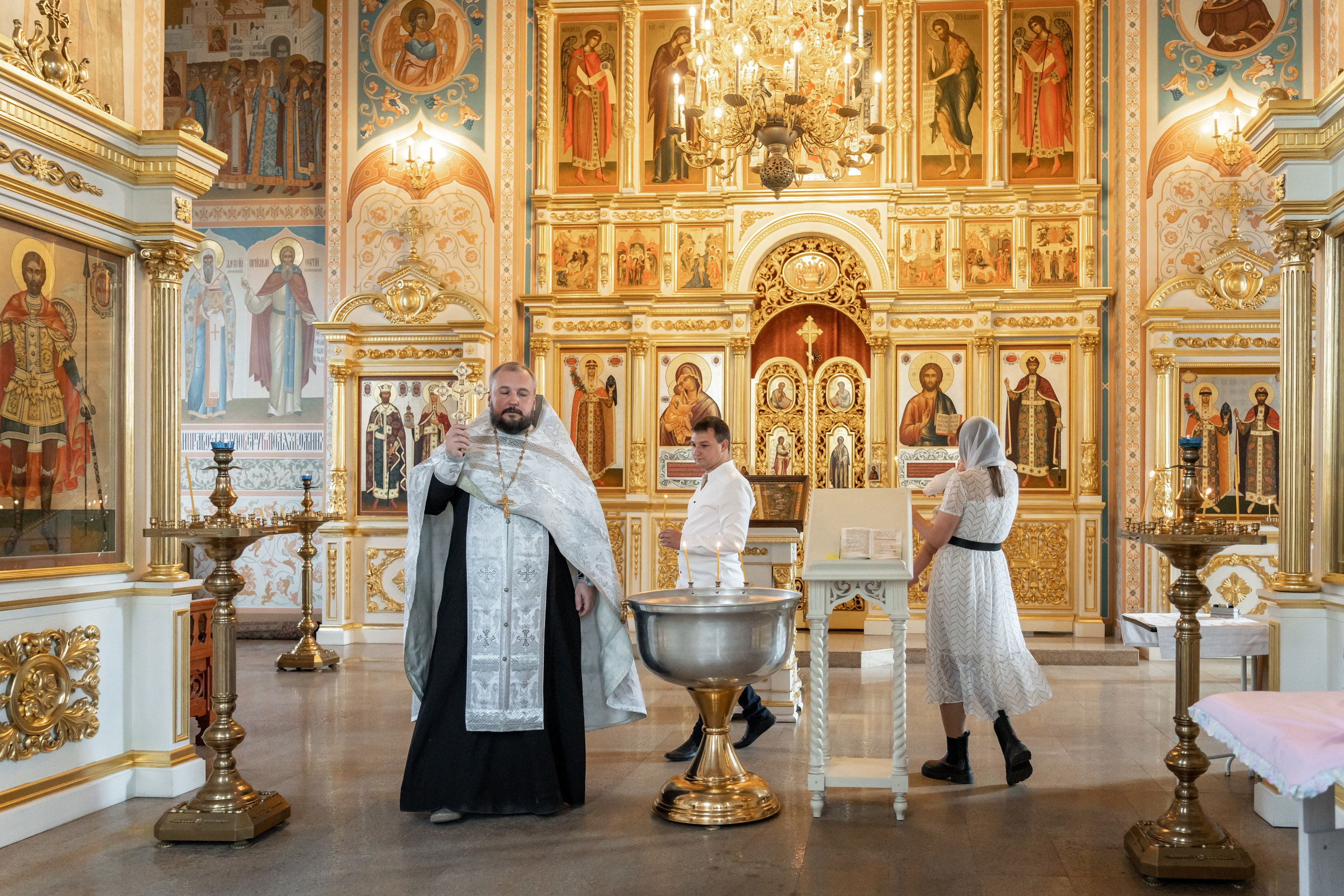 Крещение Дарьи в Успенском соборе Тульского Кремля. Фотограф на Крещение Тула и Венчание в Туле, детский и семейный фотограф