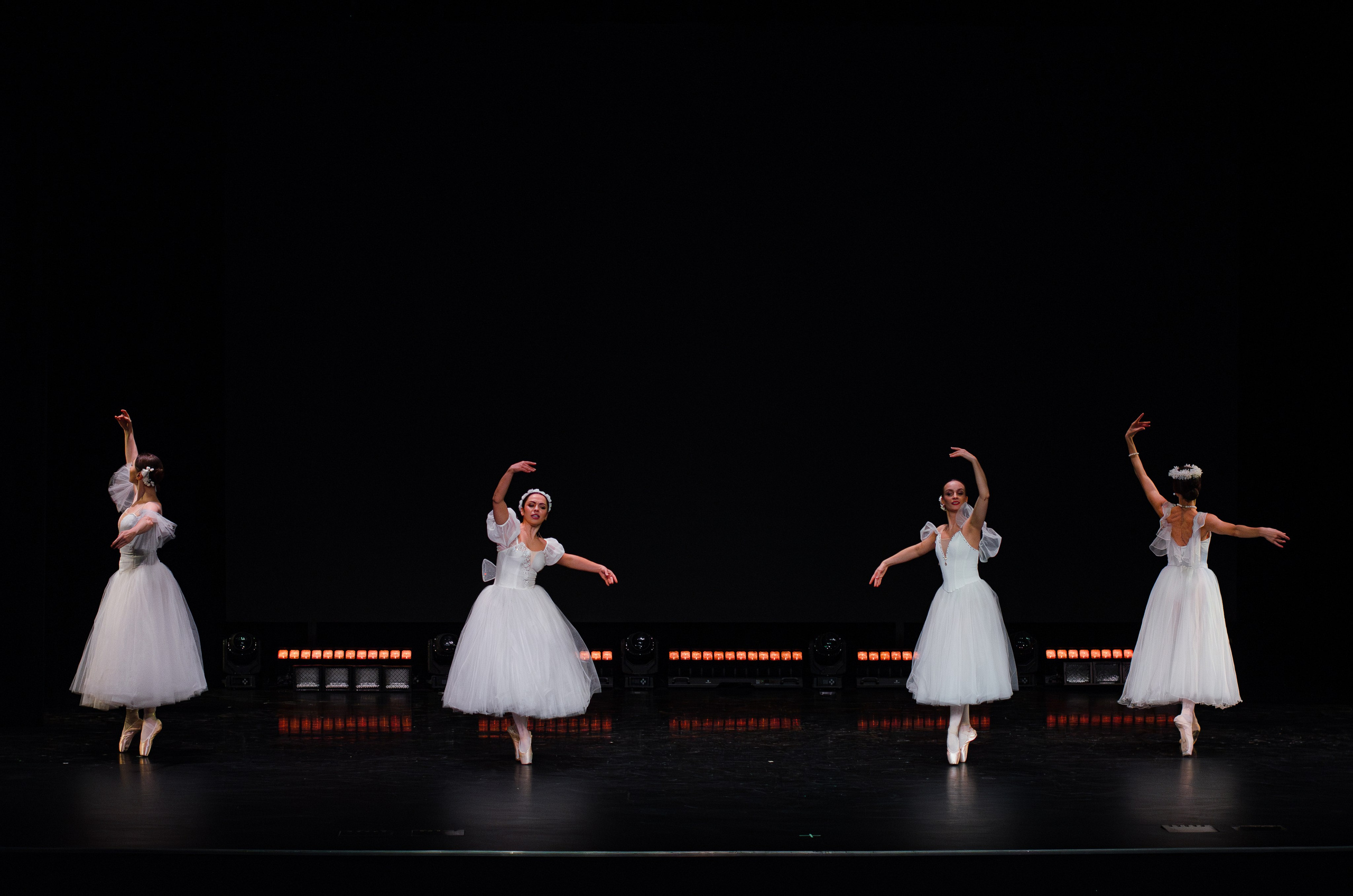 Гала-концерт Всероссийского фестиваля любительского балета Aurora PRIX — 2026. Портретный и репортажный фотограф в Санкт-Петербурге Варвара Жукова