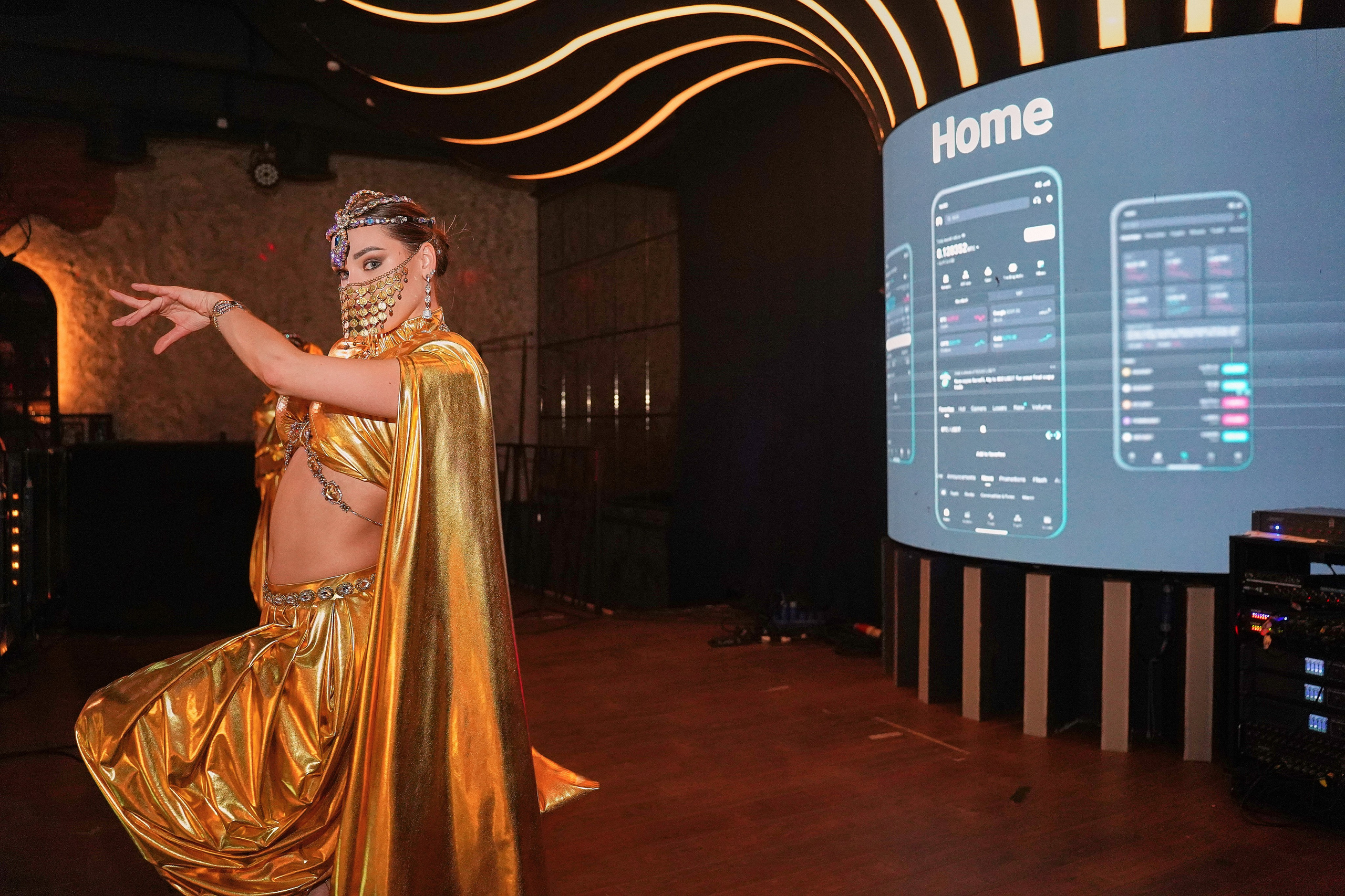 Bitget. Фотограф