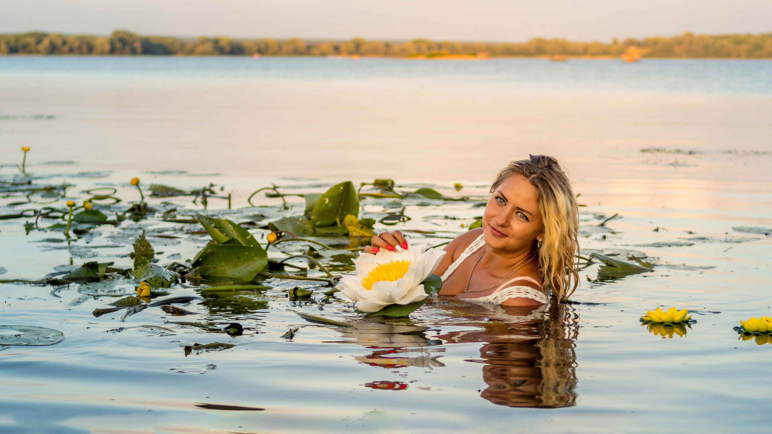 Фотосессия в кувшинках. Фотограф в Серпухове Наталья Руденко