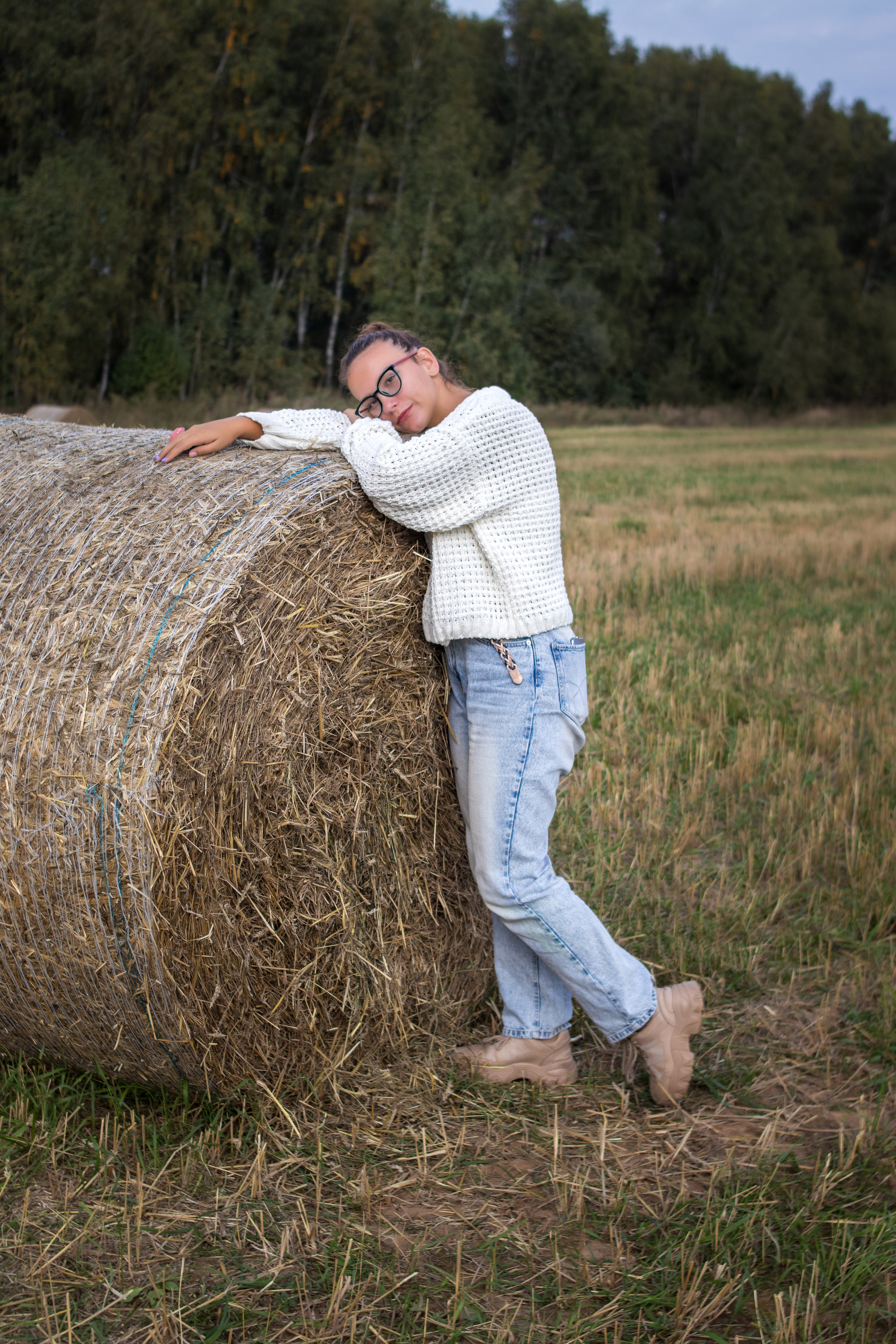 Фотосессия в рулонах сена. Фотограф в Серпухове Наталья Руденко