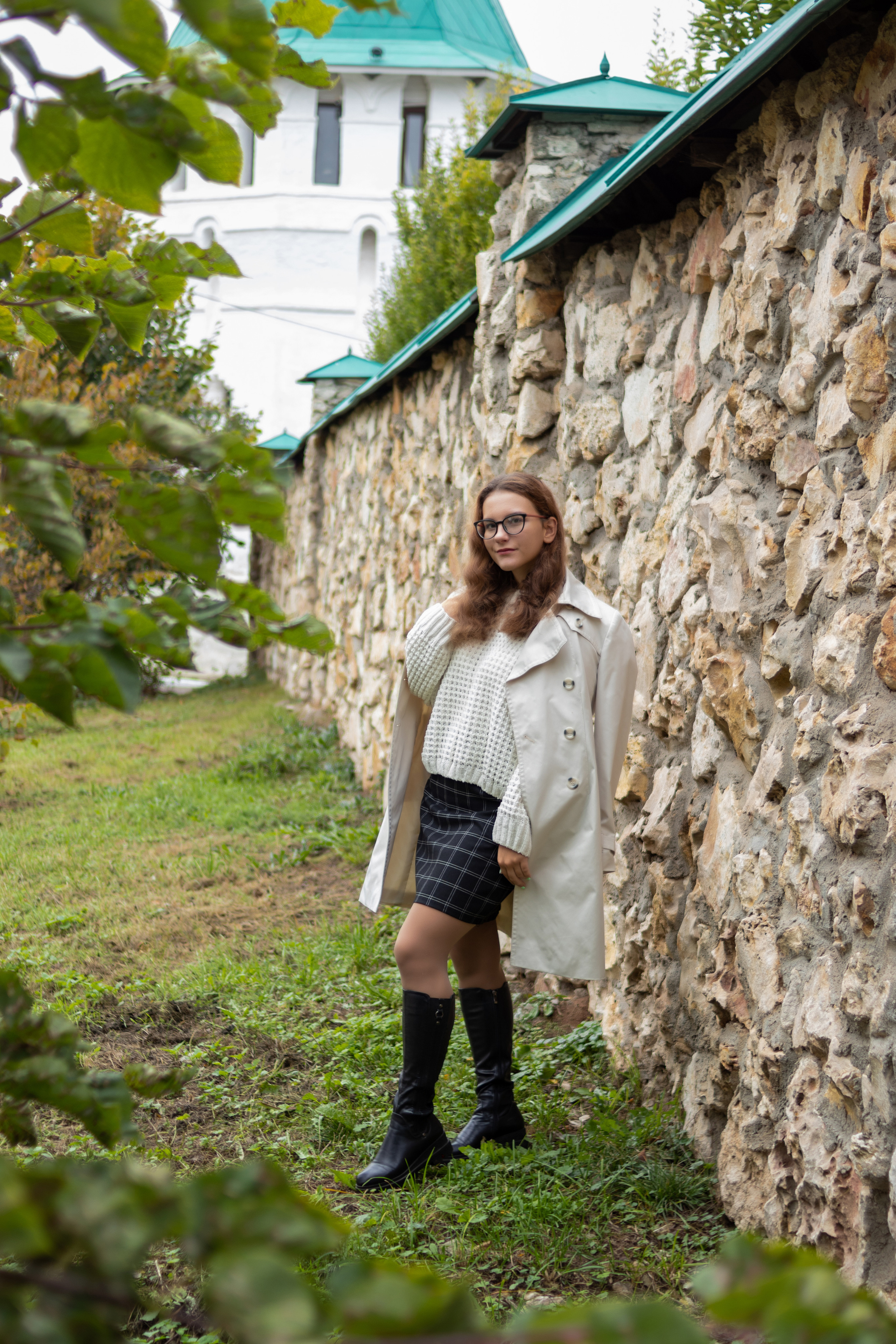 Вероника в рябине. Фотограф в Серпухове Наталья Руденко