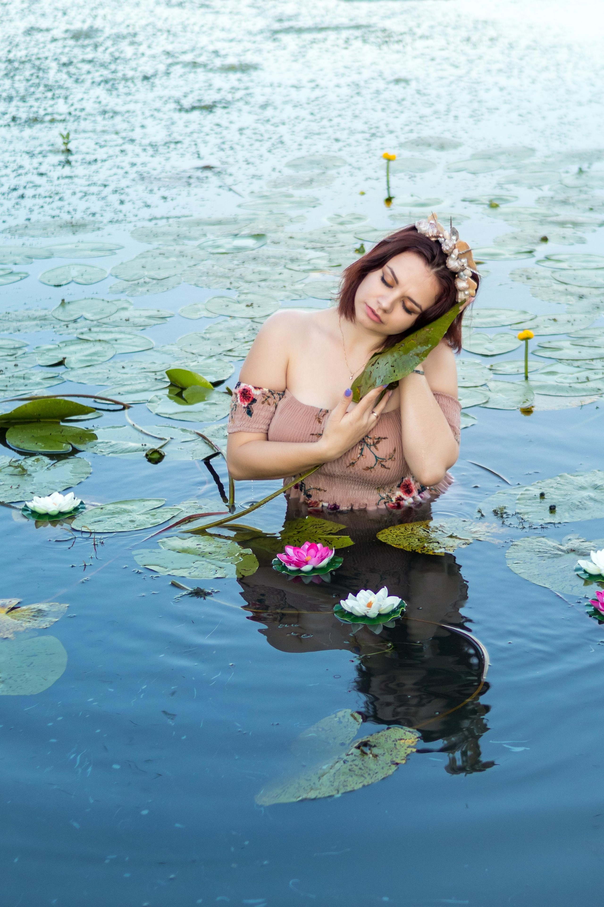Фотосессия в кувшинках. Фотограф в Серпухове Наталья Руденко