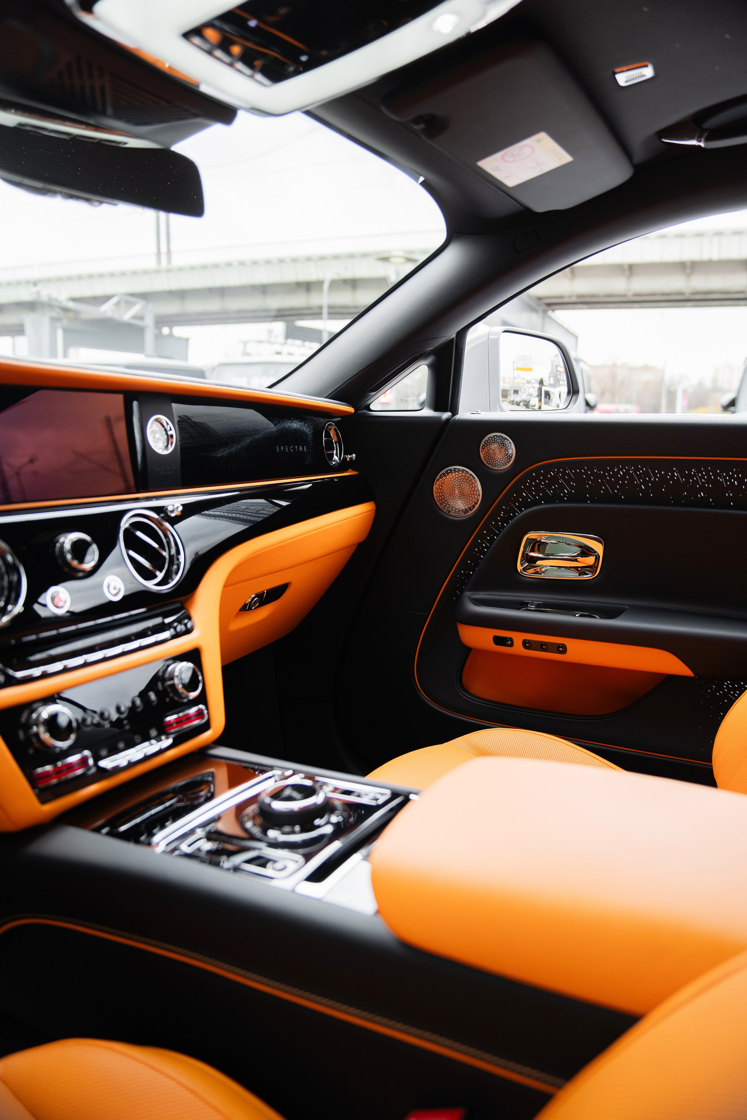 Rolls-Royce Spectre. Автомобильный фотограф Светлана Усова