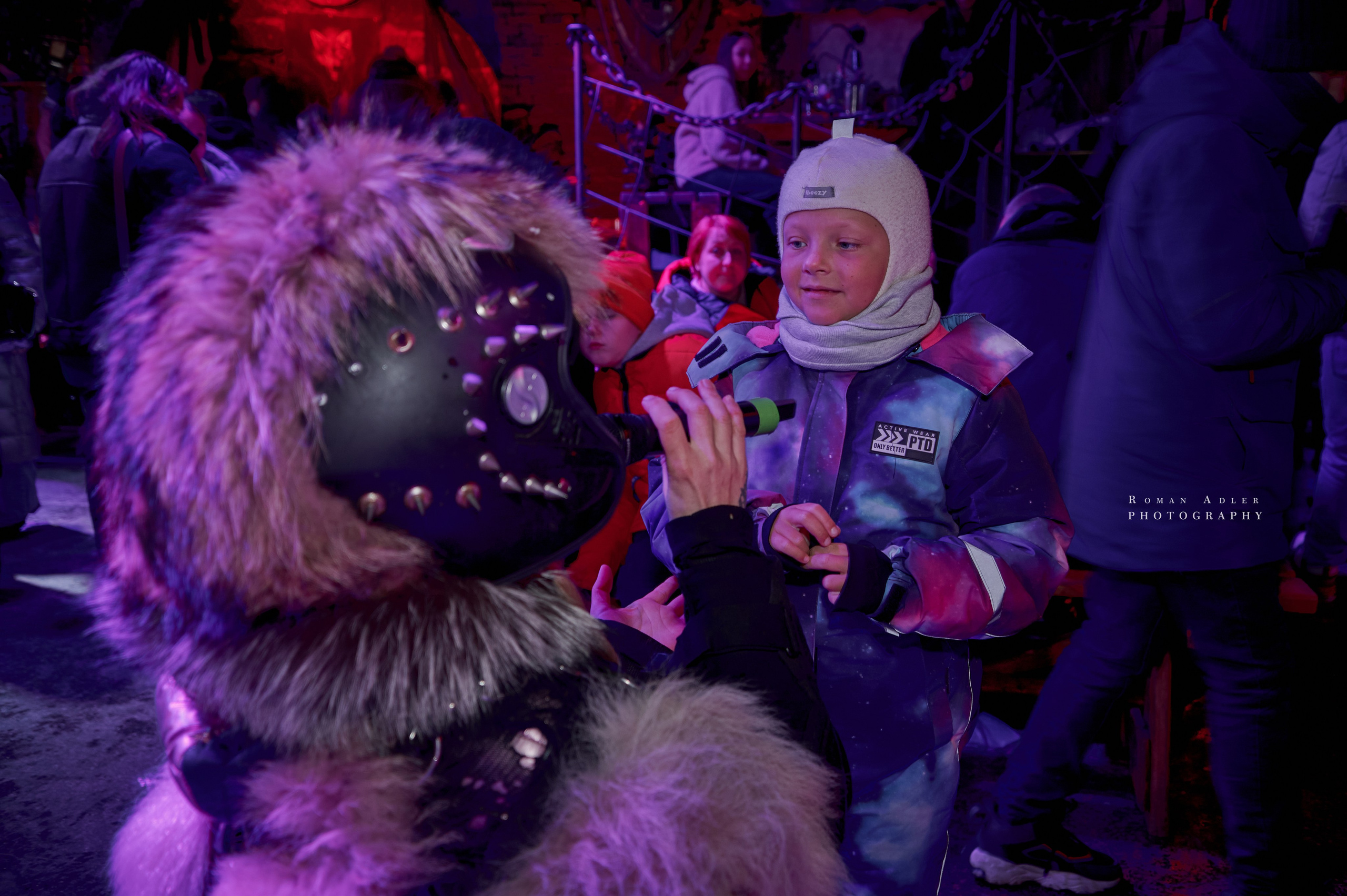 Новогодняя сказка от Ночных волков. Фотограф Роман Адлер