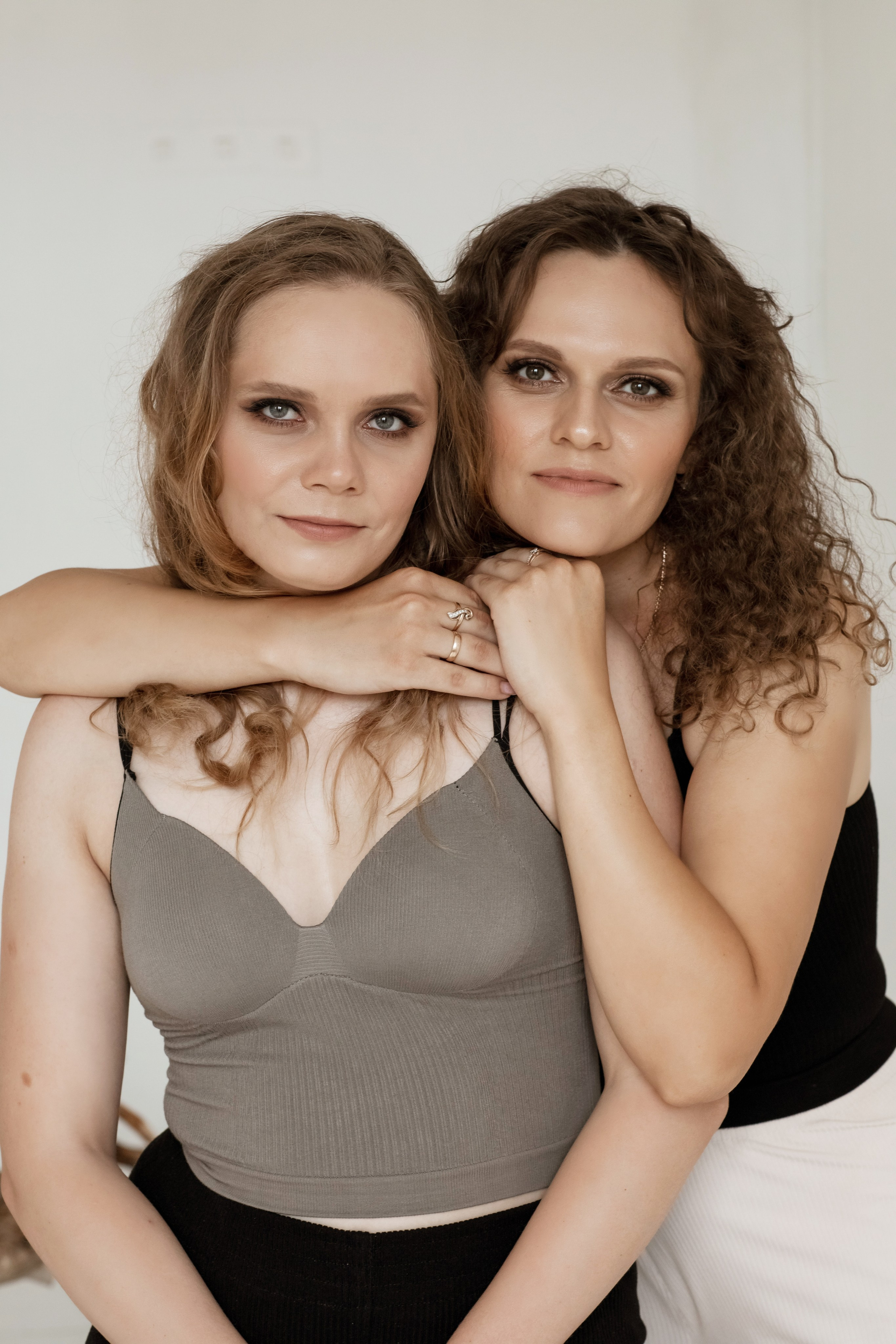 Маша и Наташа. Женский и семейный Фотограф В Усть-Каменогорске Юлия Журавлева