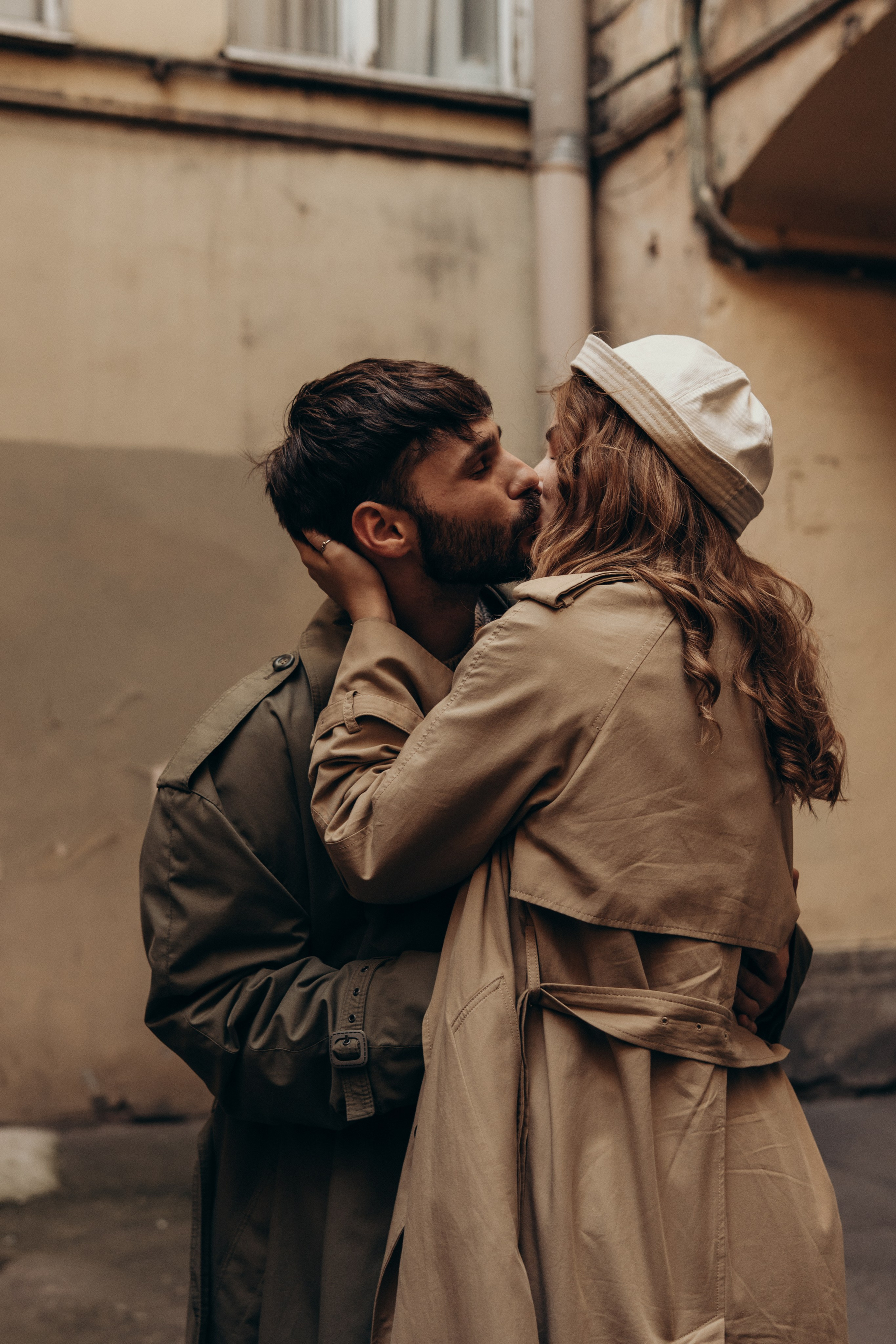 Евгений и Марина. Hmliber — фотограф и контент-креатор из Петербурга