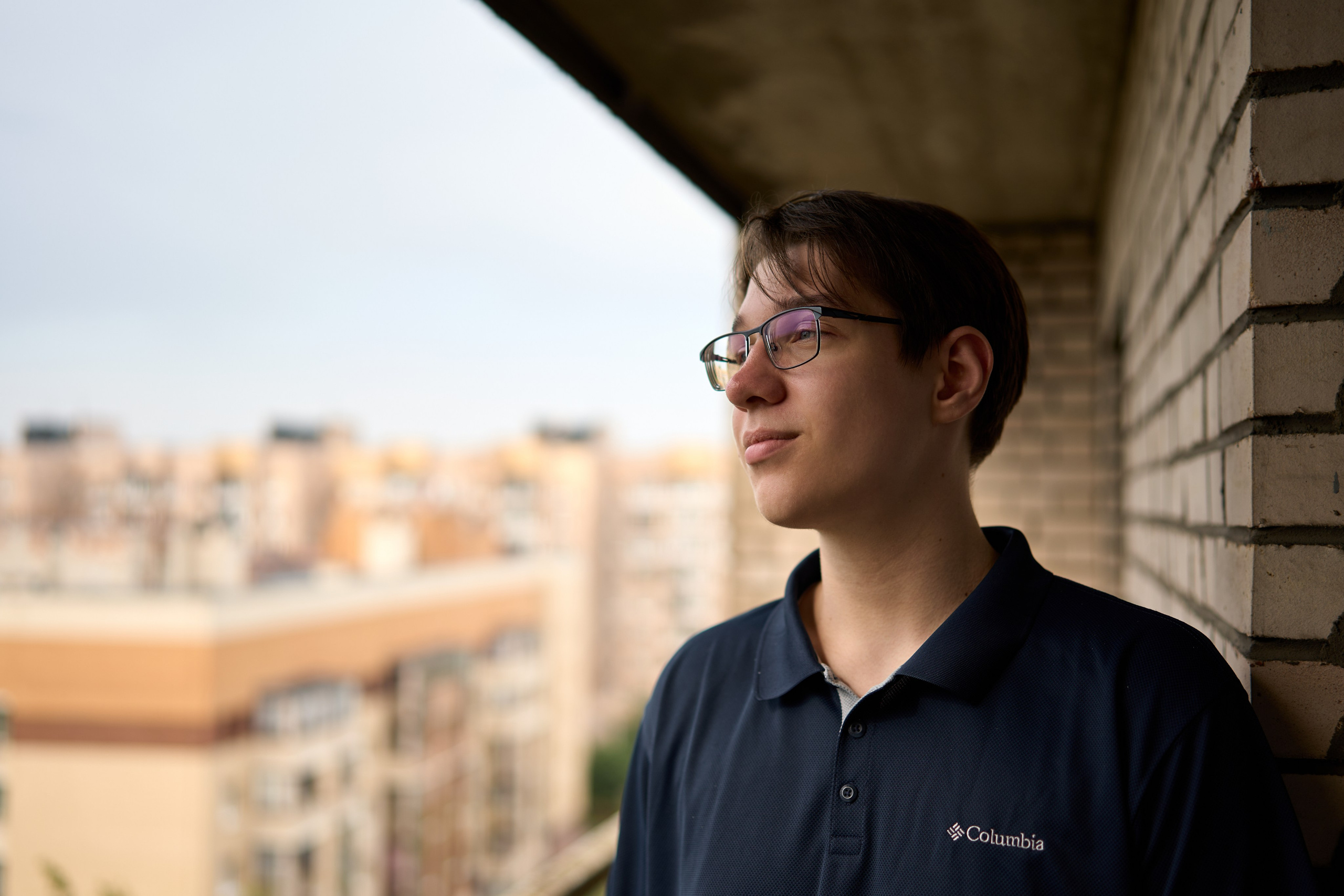 Тихон. Hmliber — фотограф и контент-креатор из Петербурга