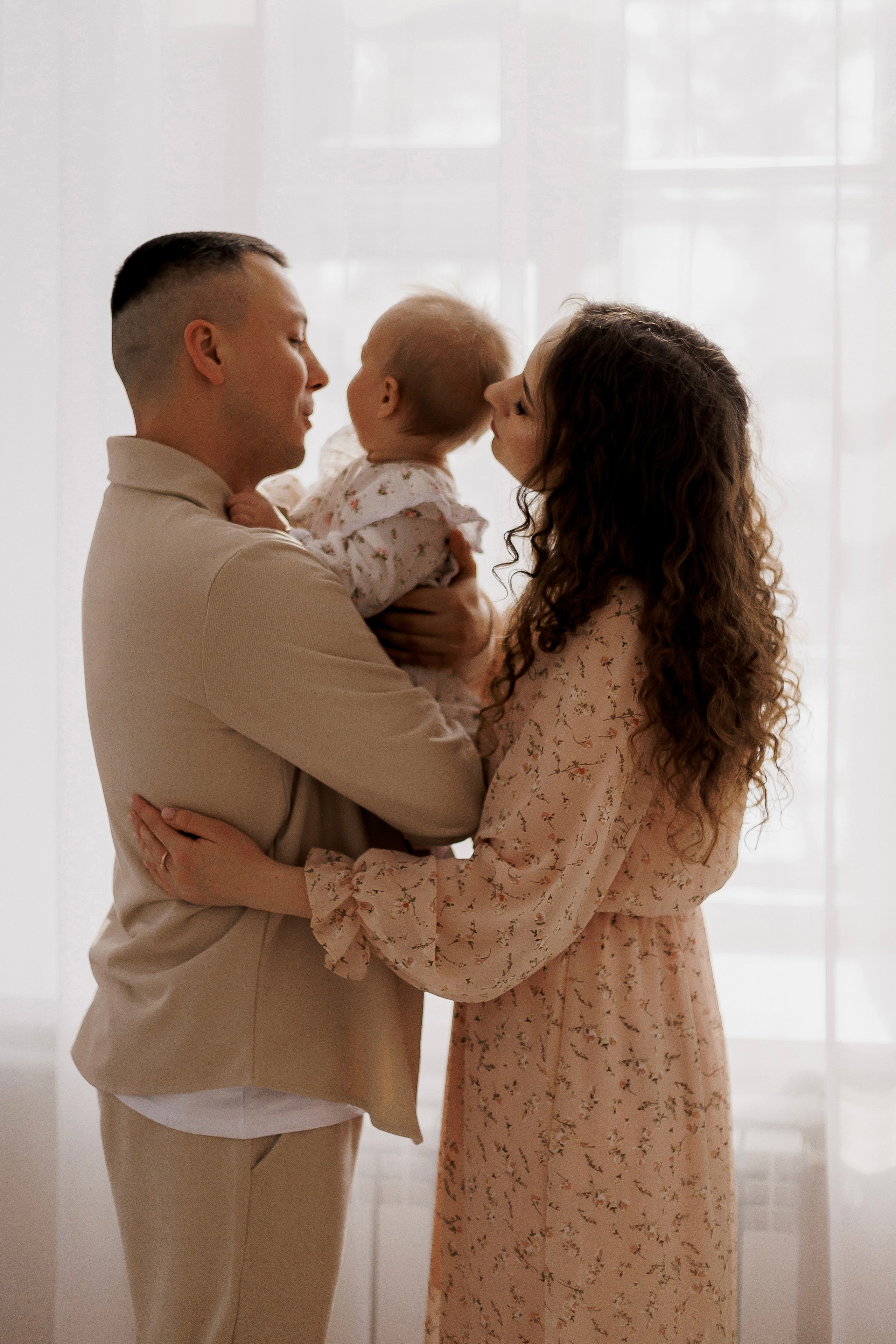 Алена, Максим и Ксюшенька. Свадебный и портретный фотограф в Миассе Филиппенко Дарья