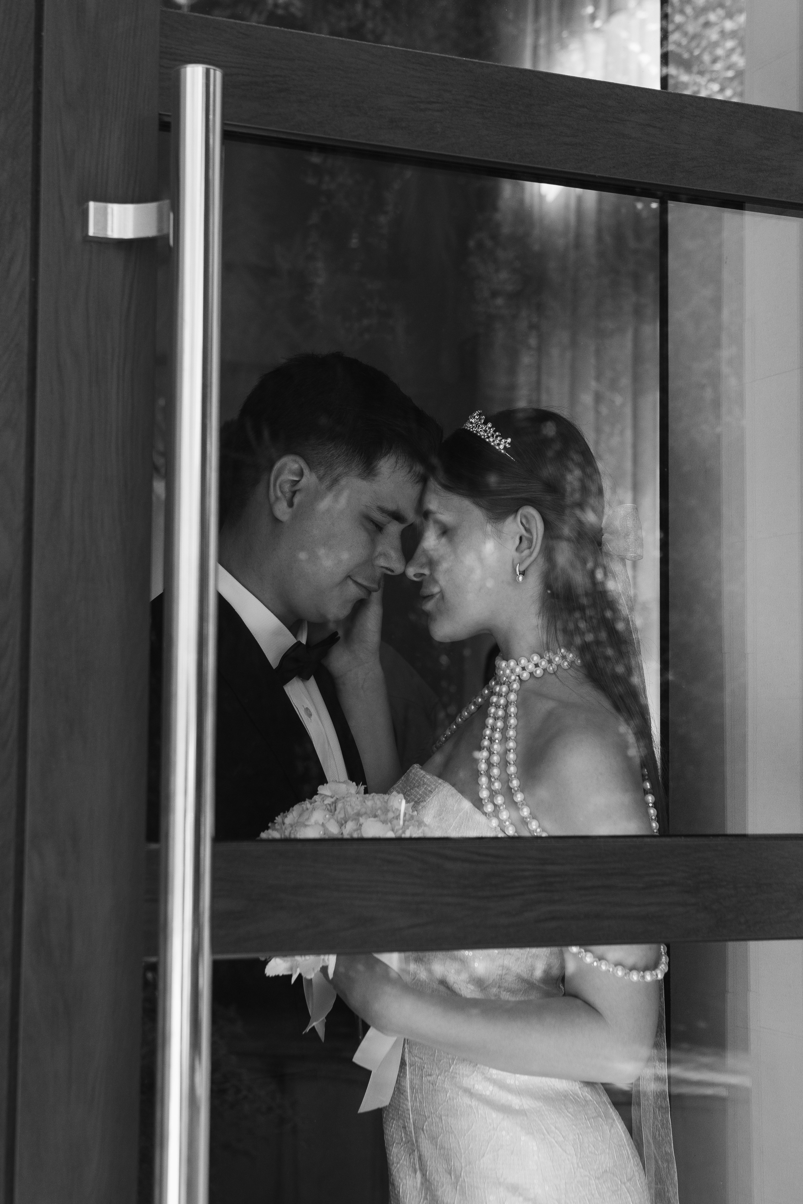 Безграничные чувства. Семейный и свадебный фотограф Сочи Адлер Сириус Красная поляна