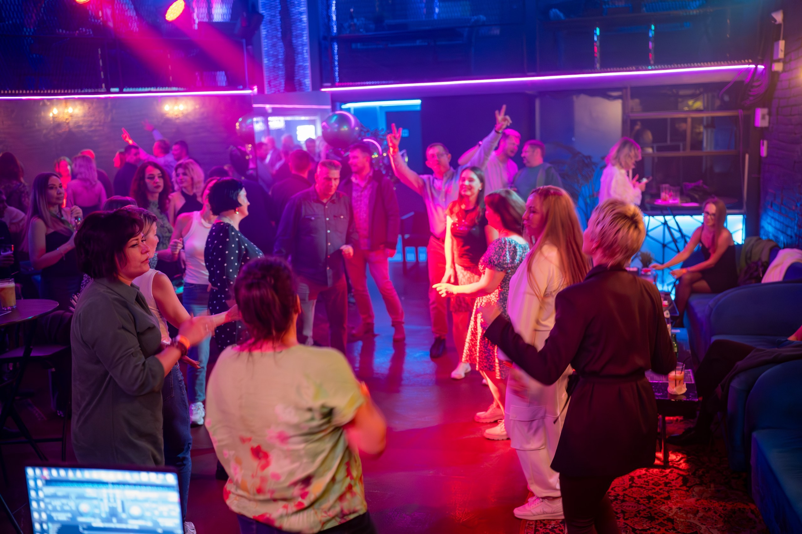 Клубная | 26.09.2025. Галерея Фантим