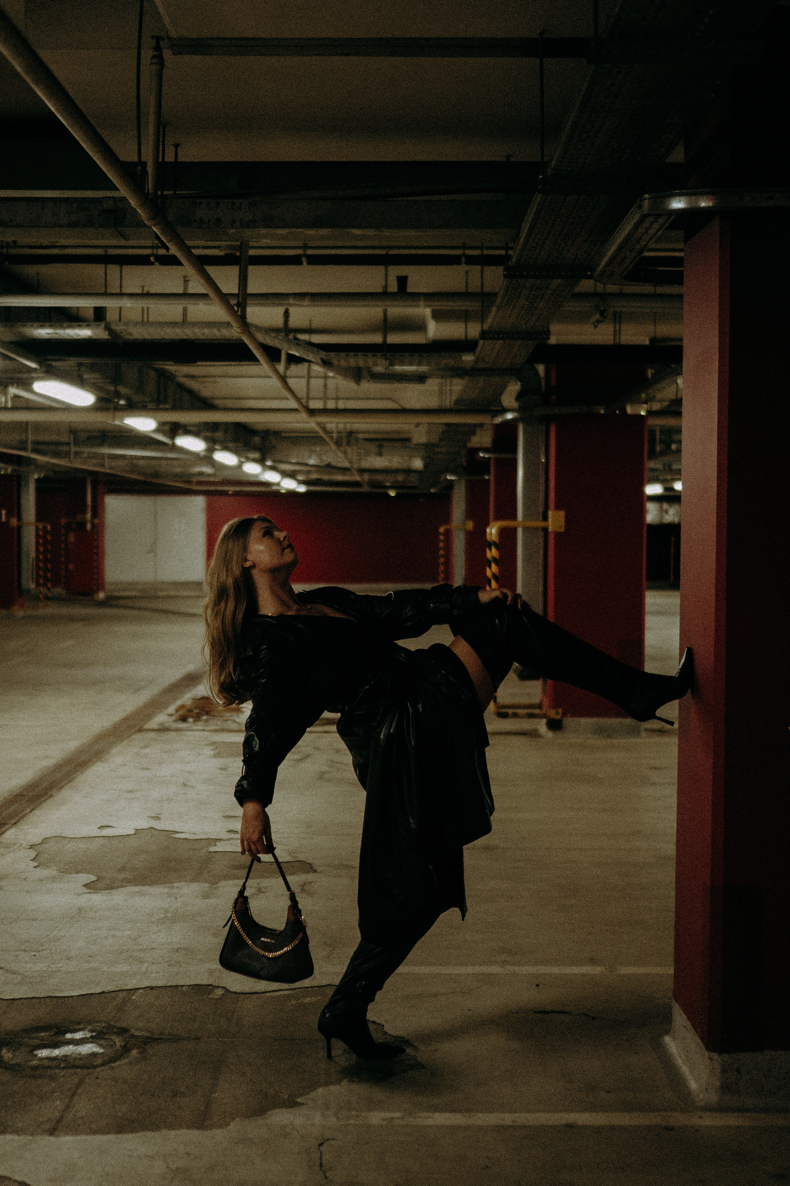 НА ПАРКОВКЕ. Профессиональный фотограф, Санкт-Петербург — Виктория Богомолова