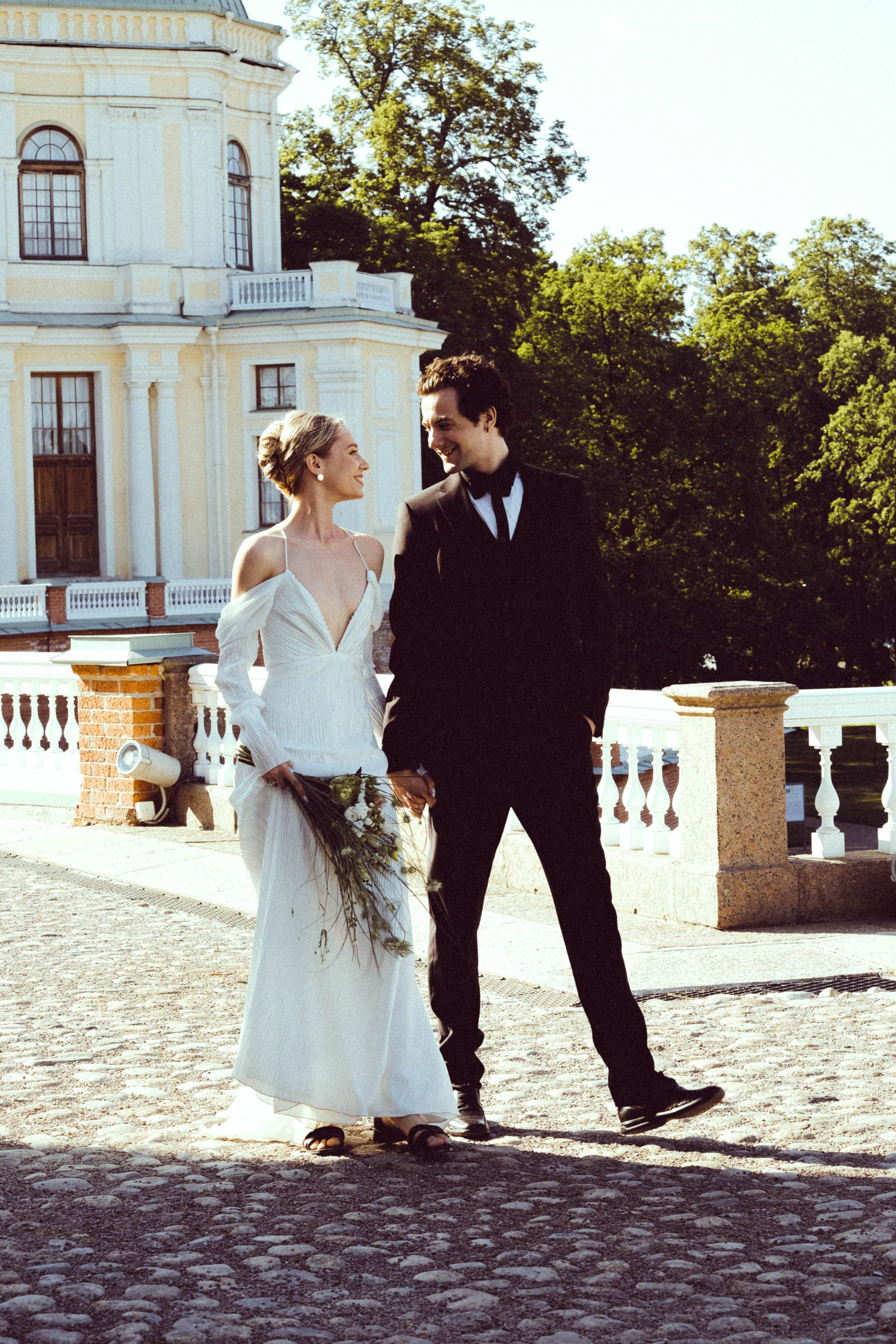 СВАДЕБНАЯ СЬЕМКА В ПАРКЕ ОРАНИЕНБАУМ. Профессиональный фотограф, Санкт-Петербург — Виктория Богомолова