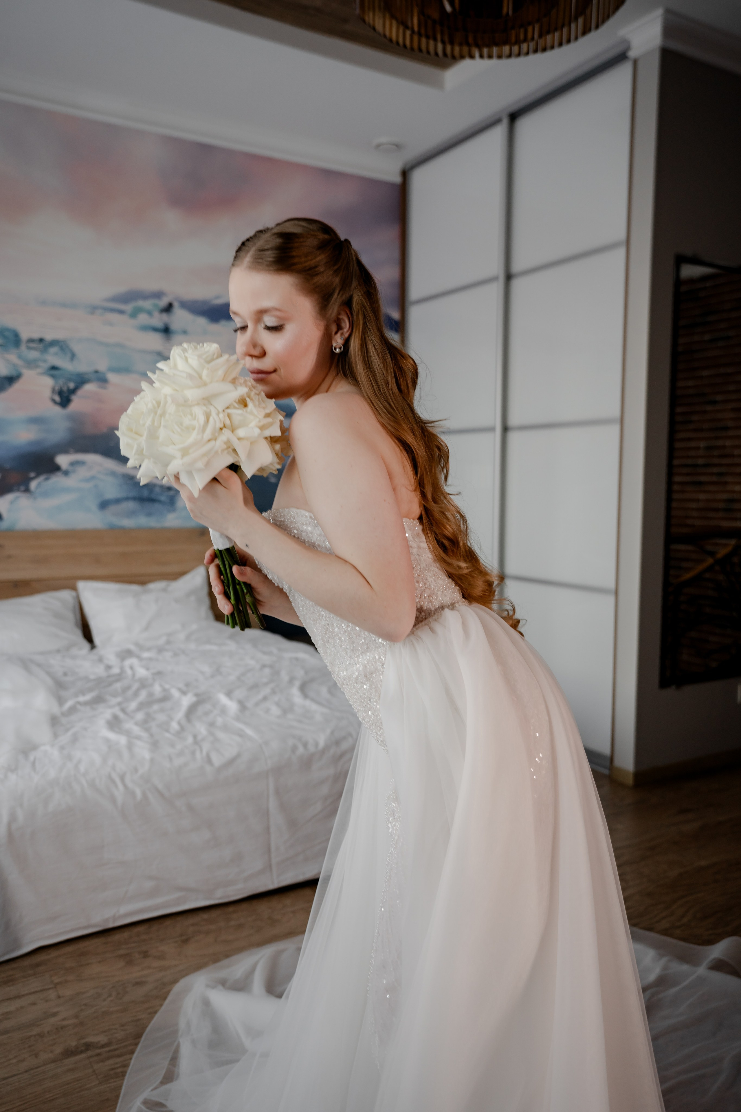 СВАДЕБНАЯ СЬЕМКА СБОРОВ В ОТЕЛЕ И ВЫЕЗД НА ЦЕРЕМОНИЮ (СНЯТО В СИБИРЕ В НИЖНЕВАРТОВСКЕ). Профессиональный фотограф, Санкт-Петербург — Виктория Богомолова