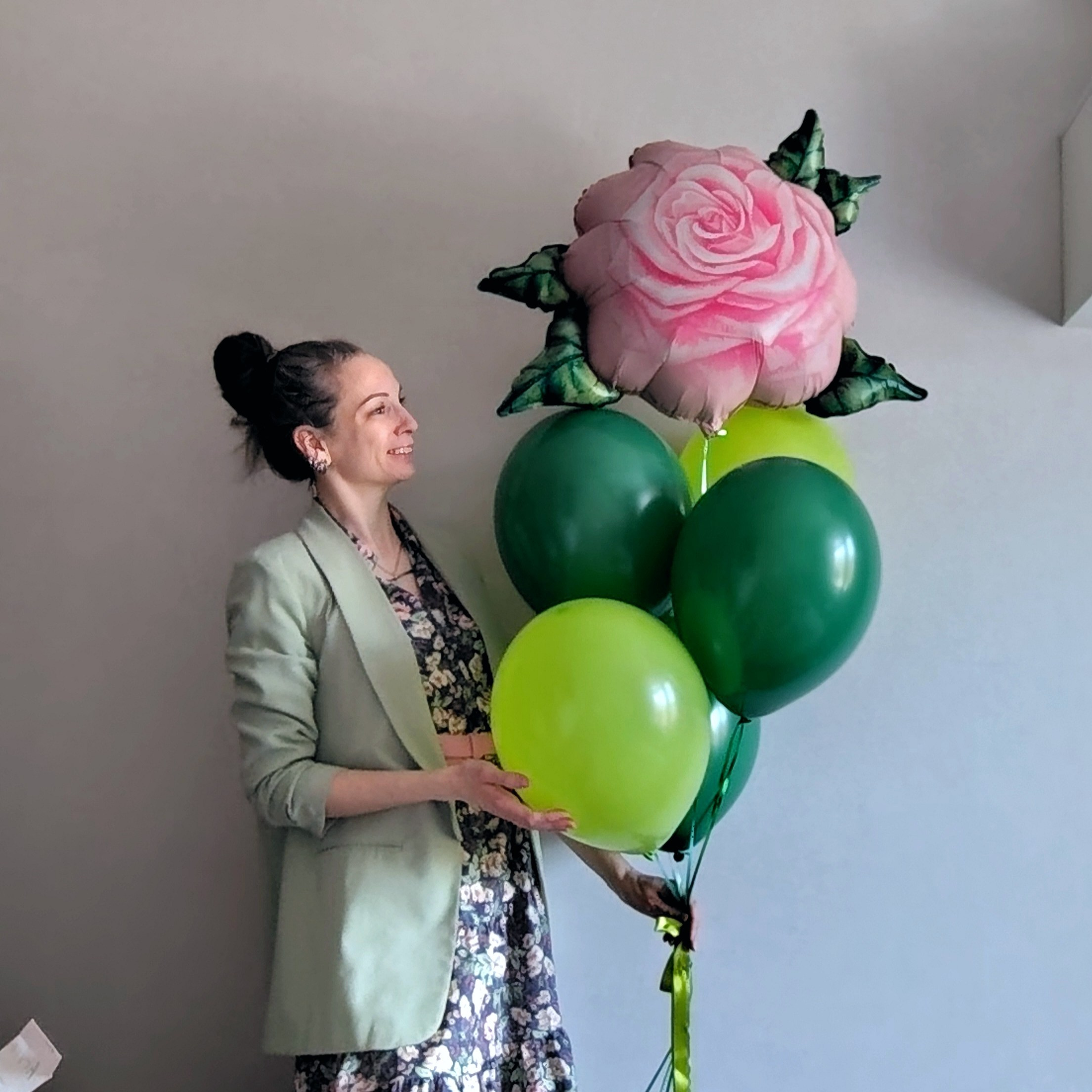 Девочке на день рождения с 4 до 17 лет. Аэродизайнер Елена Лин