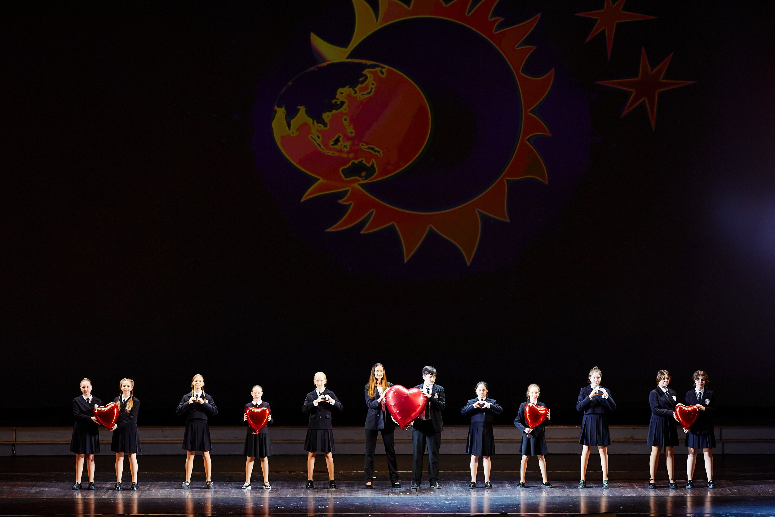 30-летний юбилей гимназии № 642 «Земля и Вселенная». Алексей Соколов. Фотограф. Санкт-Петербург