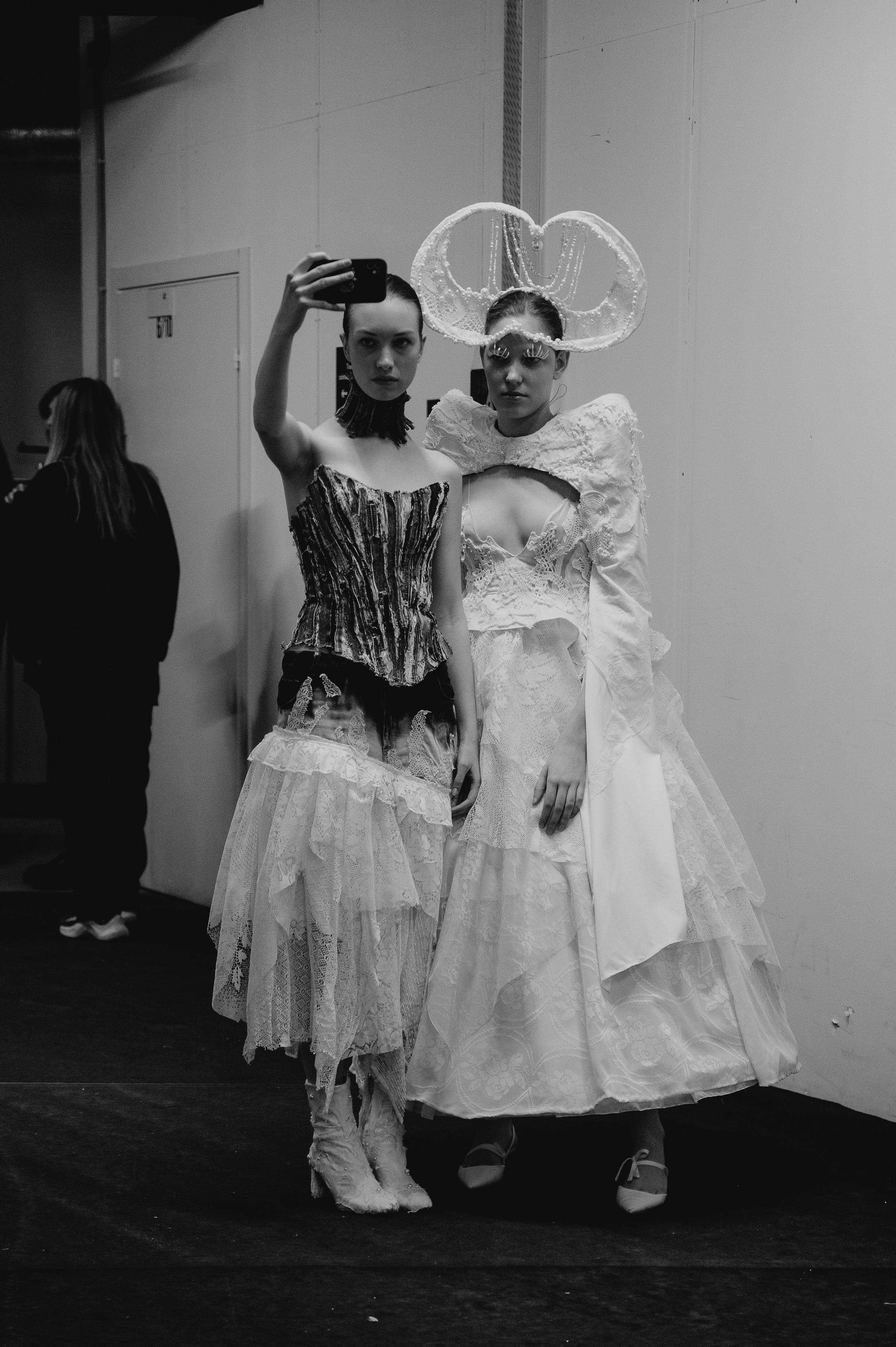 Бекстейдж показа «Новые Имена» собака.ru|ДЛТ. Портретный и репортажный фотограф в Санкт-Петербурге