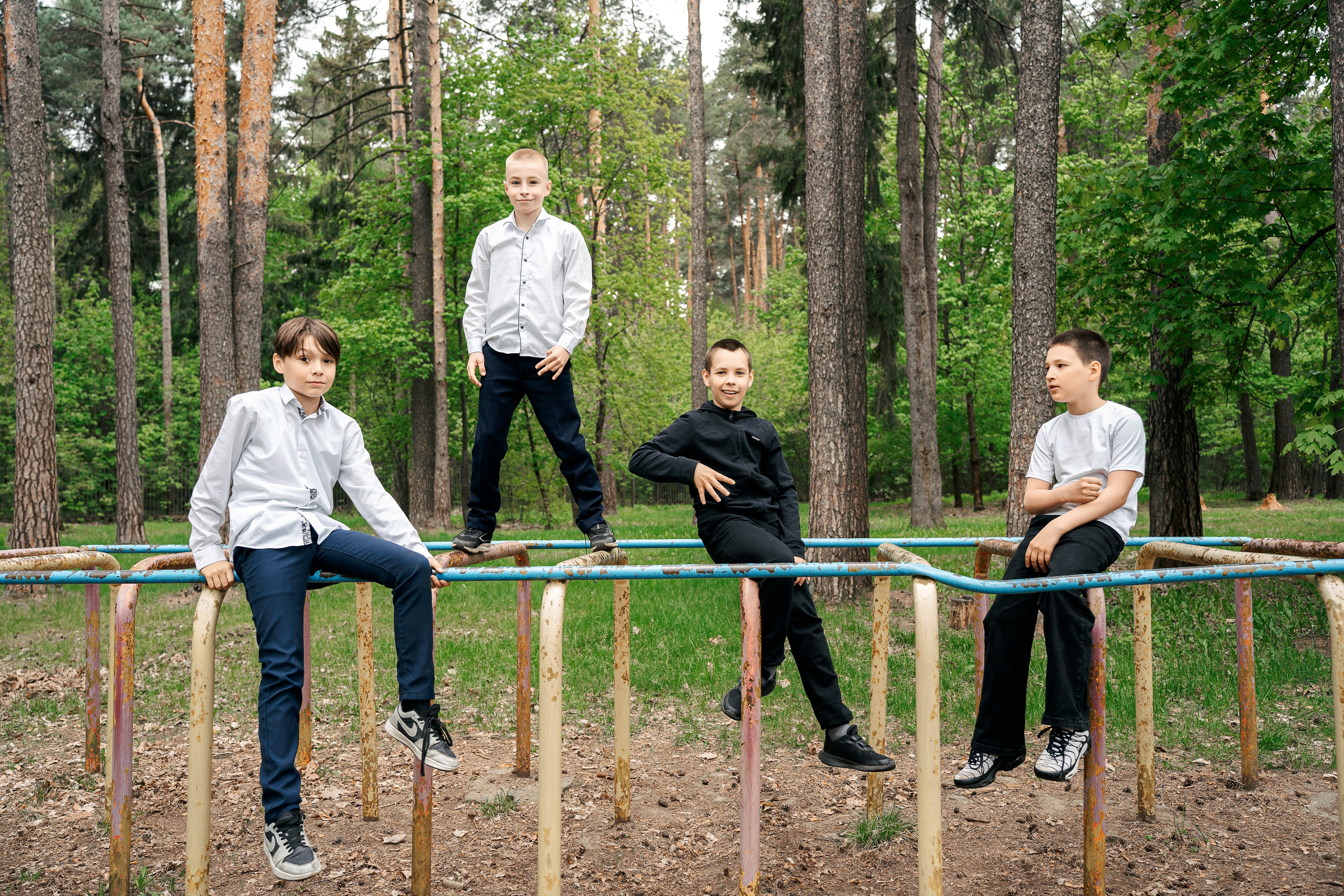 Прогулки в школьном дворе. Фотограф Казакова Анастасия