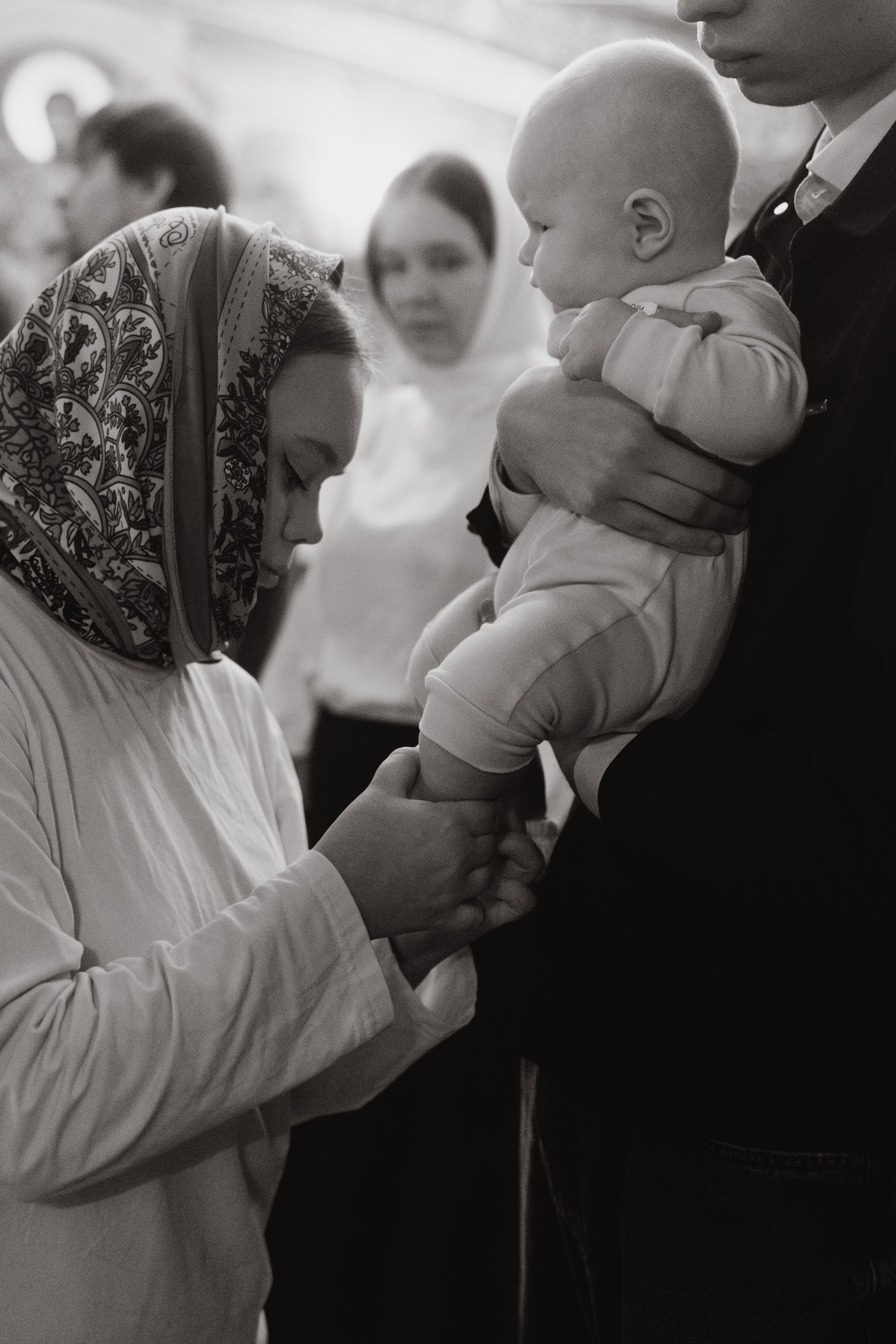 Таинство Крещения в Храм Иверской Божией матери Мичуринский проспект 68. Семейный, ньюборн фотограф, фотограф на роды в Москве, Виктория Тюльдюкова