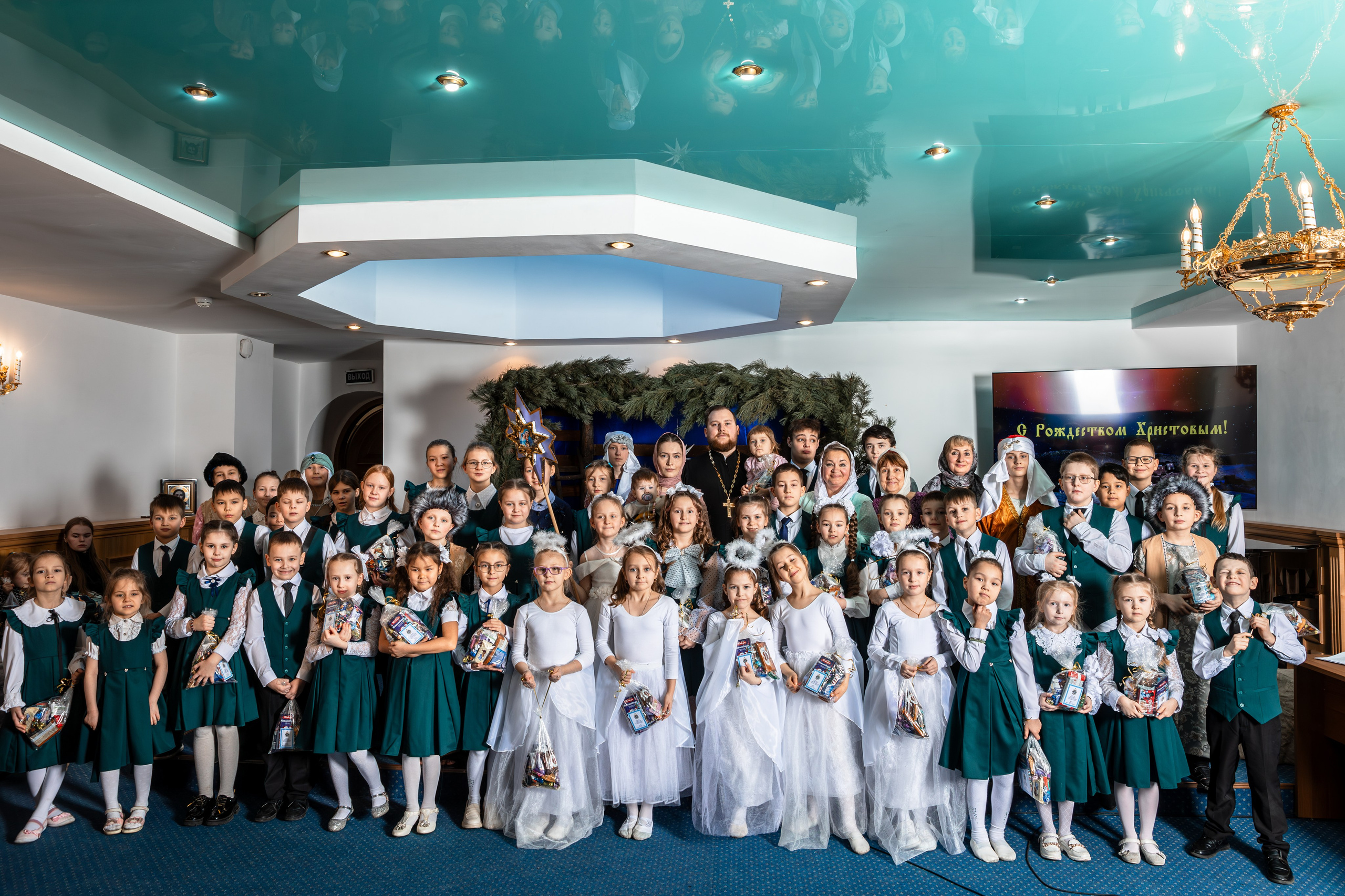 Рождество Воскресная школа 2025. Фотограф Таинств Крещение и Венчания г. Магадан Власова Ульяна
