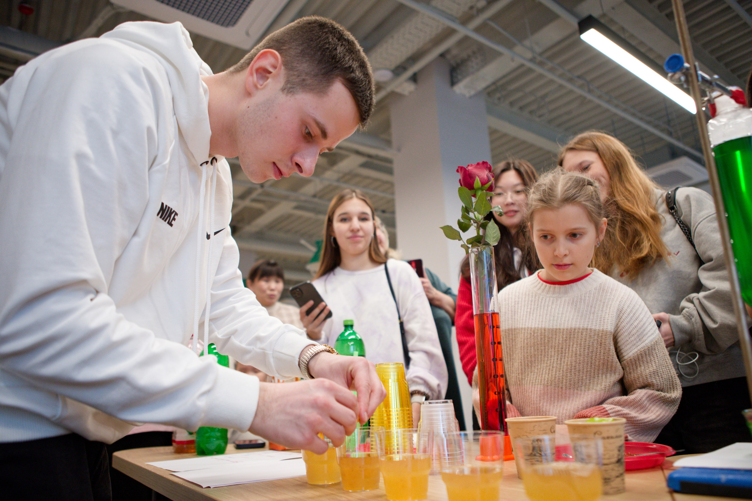 (Ал)Химический бар. Кутузов Евгений Фотограф в Южно-Сахалинске