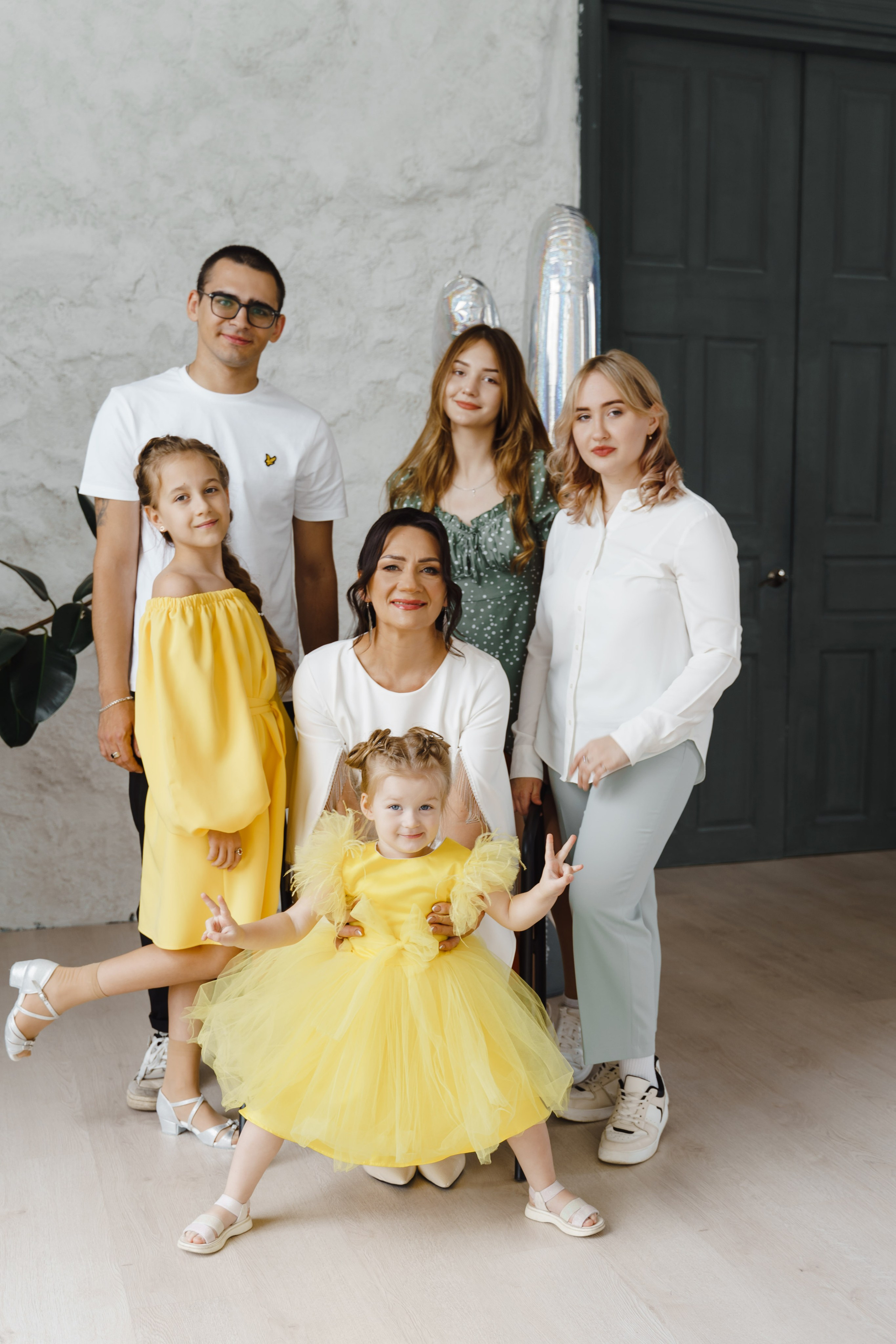 Бабушка, дедушка и внуки). Учаева Екатерина Свадебный и Семейный фотограф г. Сызрань