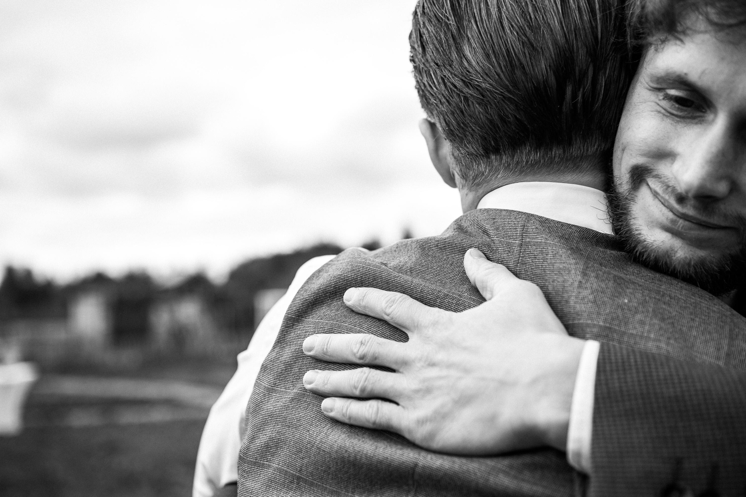 Свадебная фотосъёмка на природе, свадьба в борах. Свадебный и портретный фотограф в Архангельске Илья Труфанов