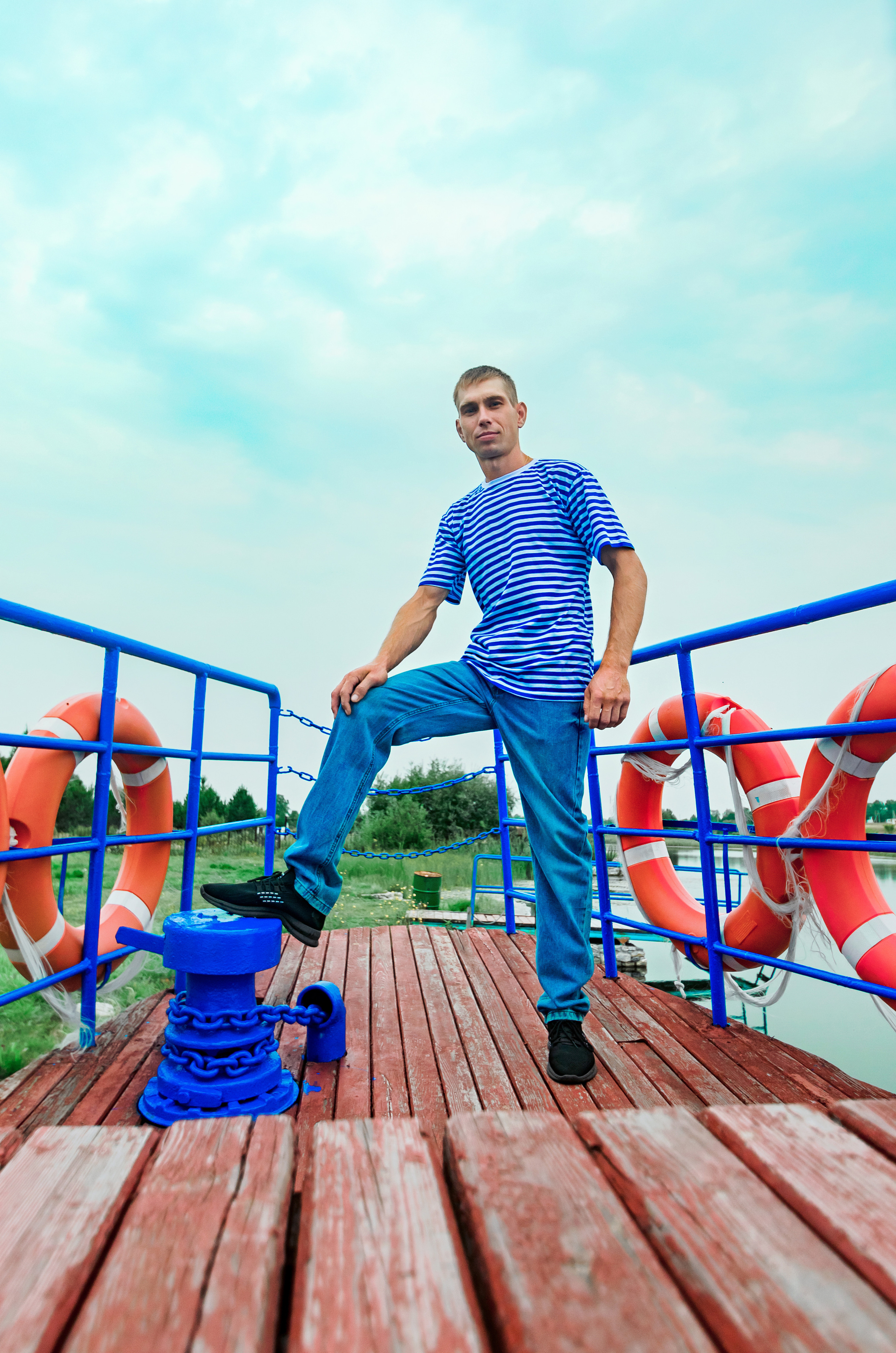 Фотосессия на природе с ребёнком, на корабле. Фотографы для фотосессий в Новосибирске