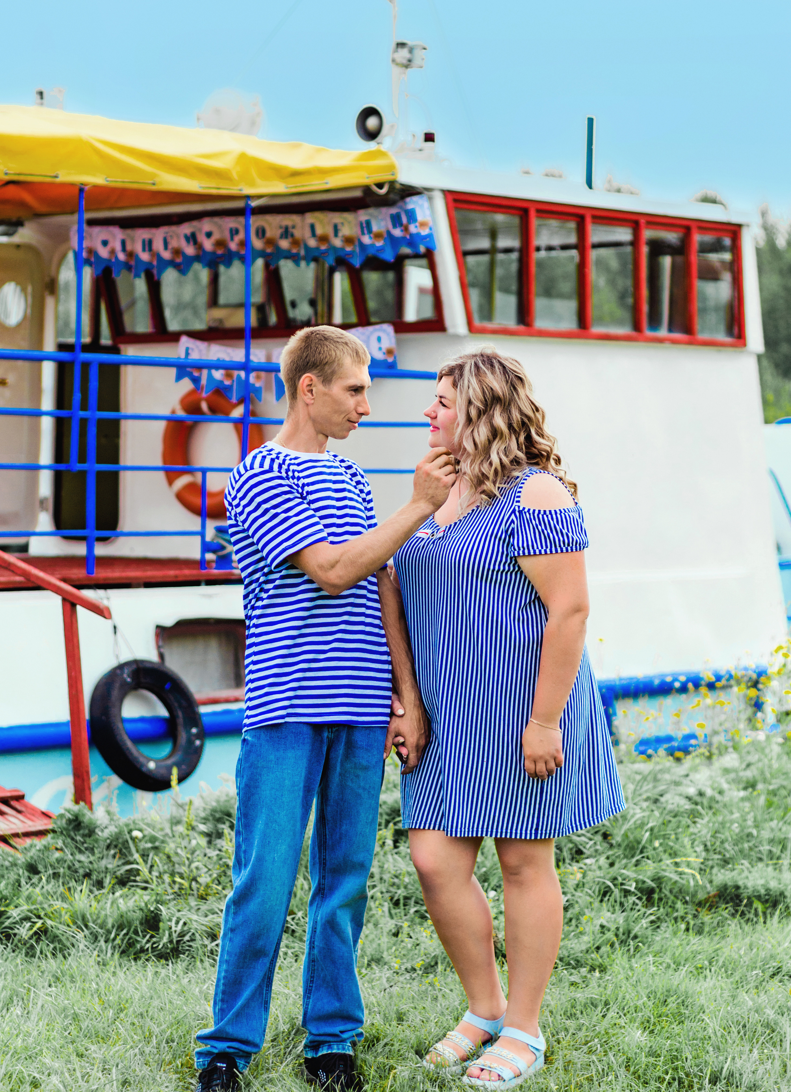 Фотосессия на природе с ребёнком, на корабле. Фотографы для фотосессий в Новосибирске