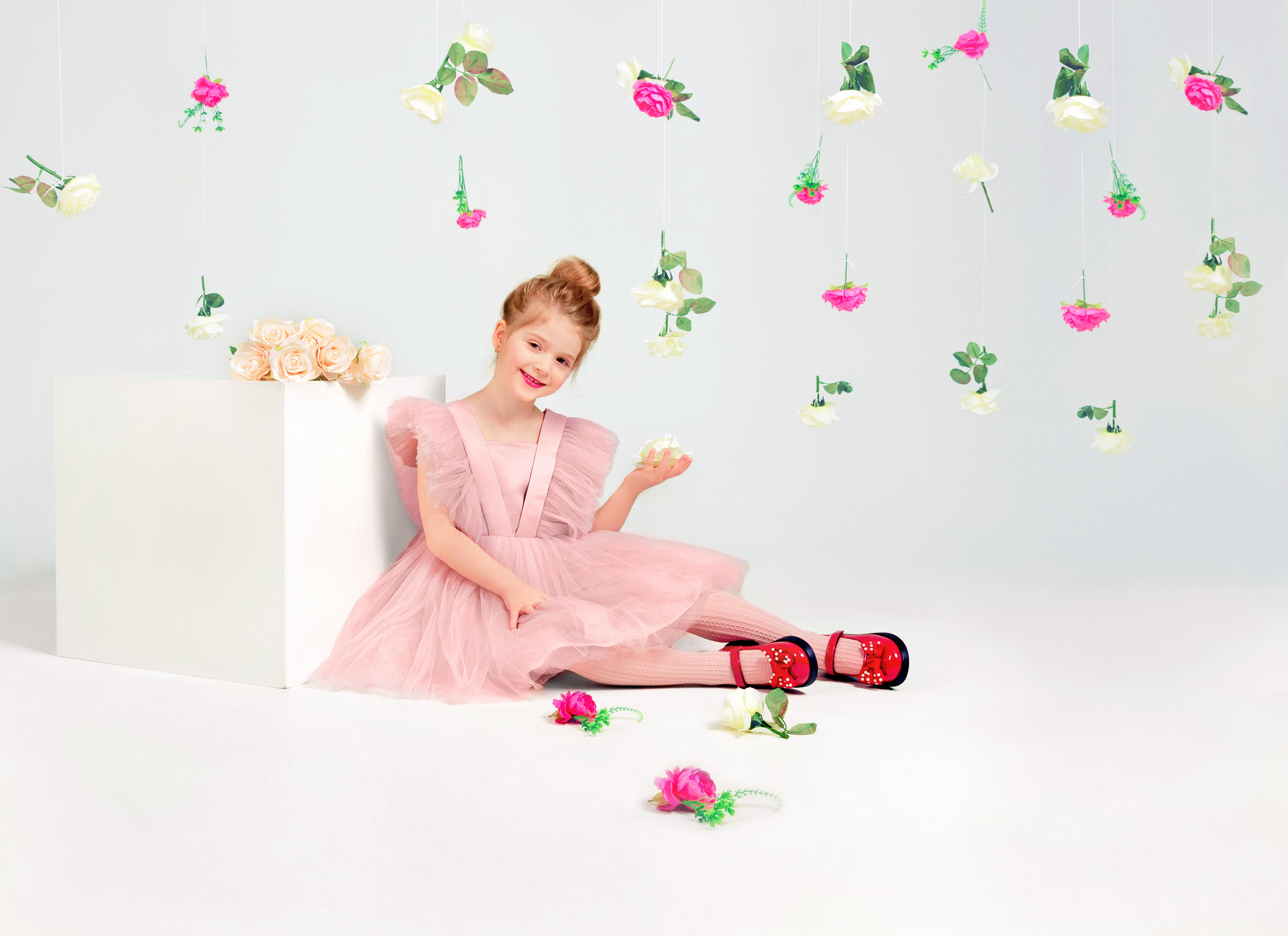 Нежные образы детей в фотостудии. Фотографы для фотосессий в Новосибирске
