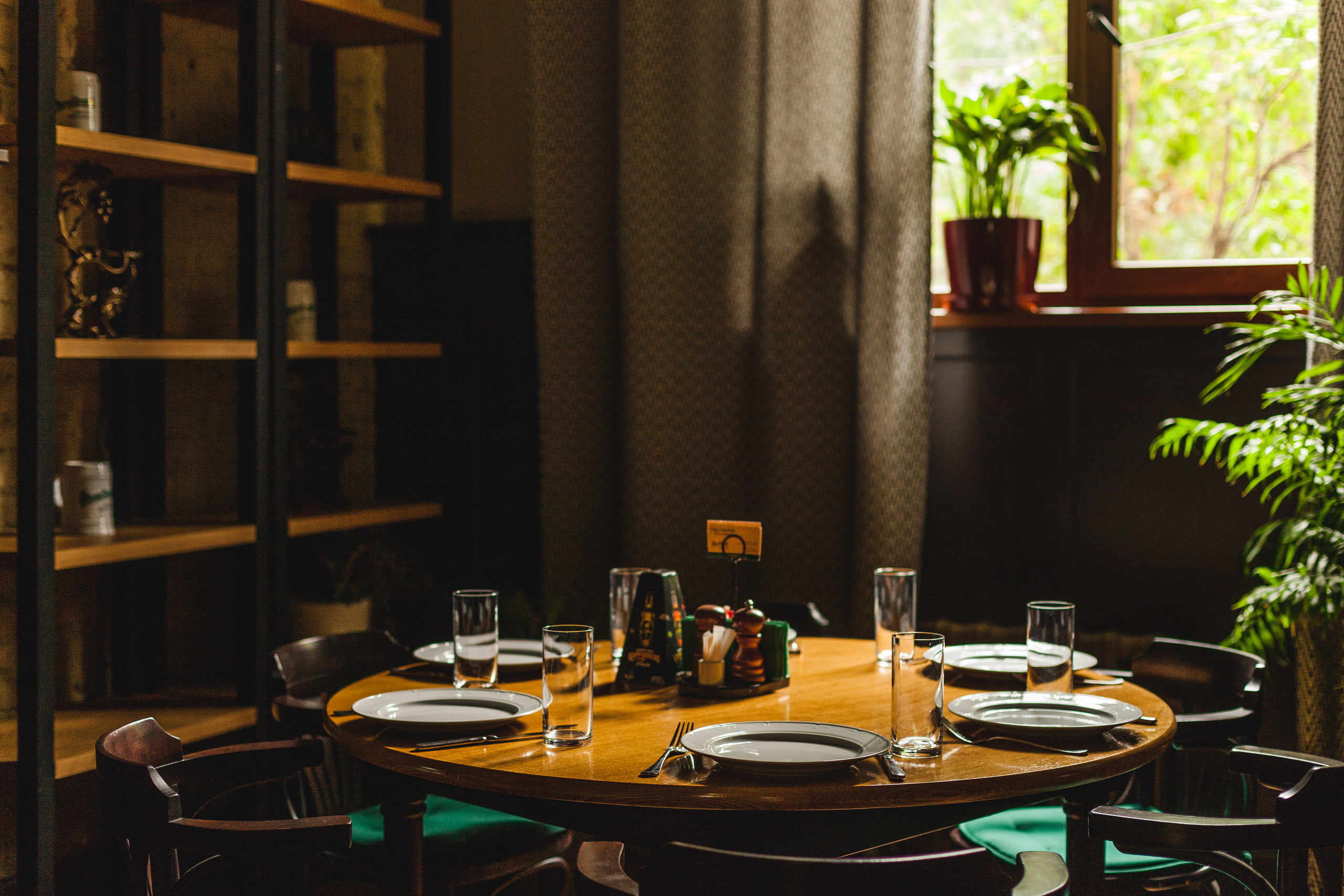 CAR — Kolkovna. Roman Yakunin — interior photographer in Almaty, Kazakhstan