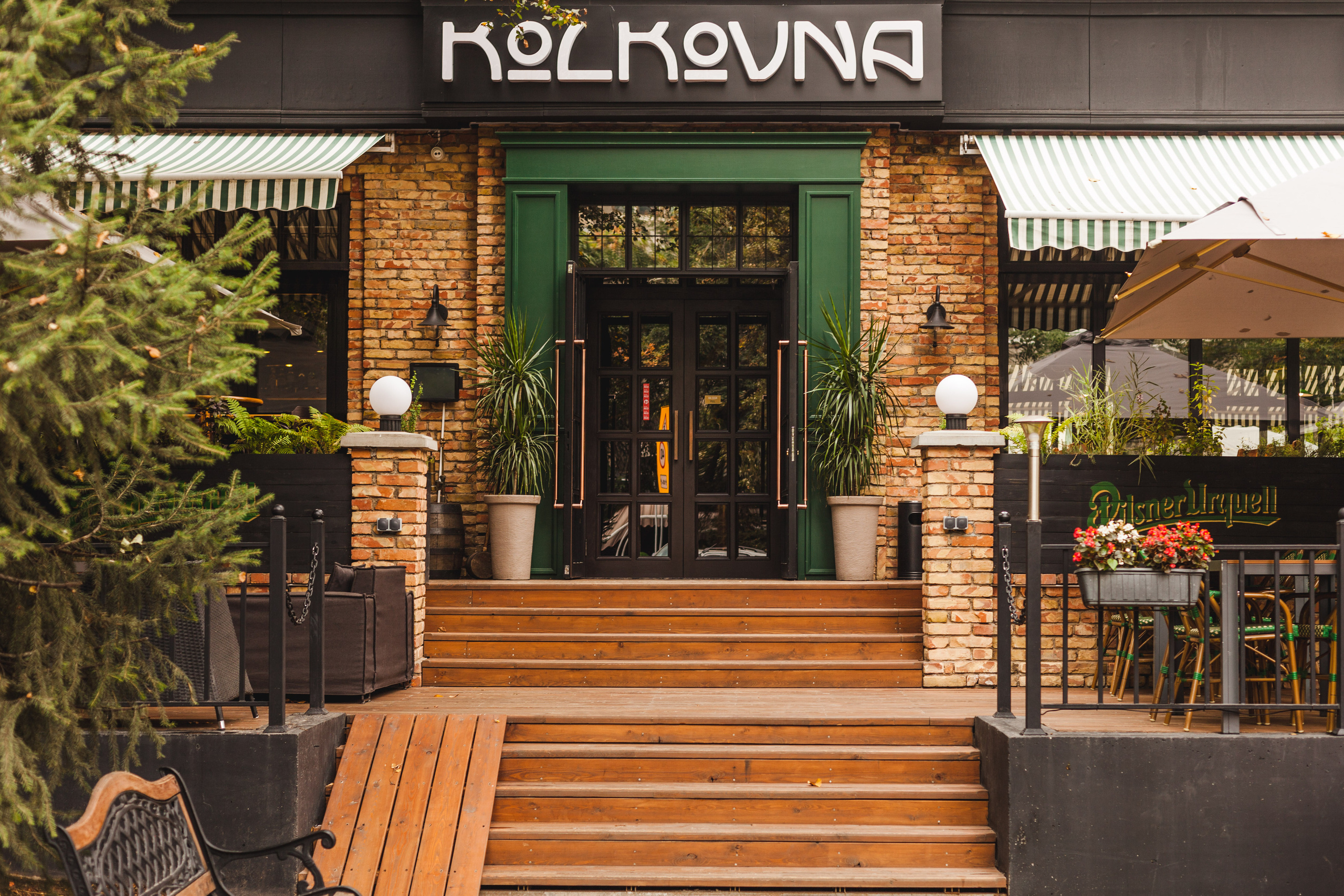 CAR — Kolkovna. Roman Yakunin — interior photographer in Almaty, Kazakhstan