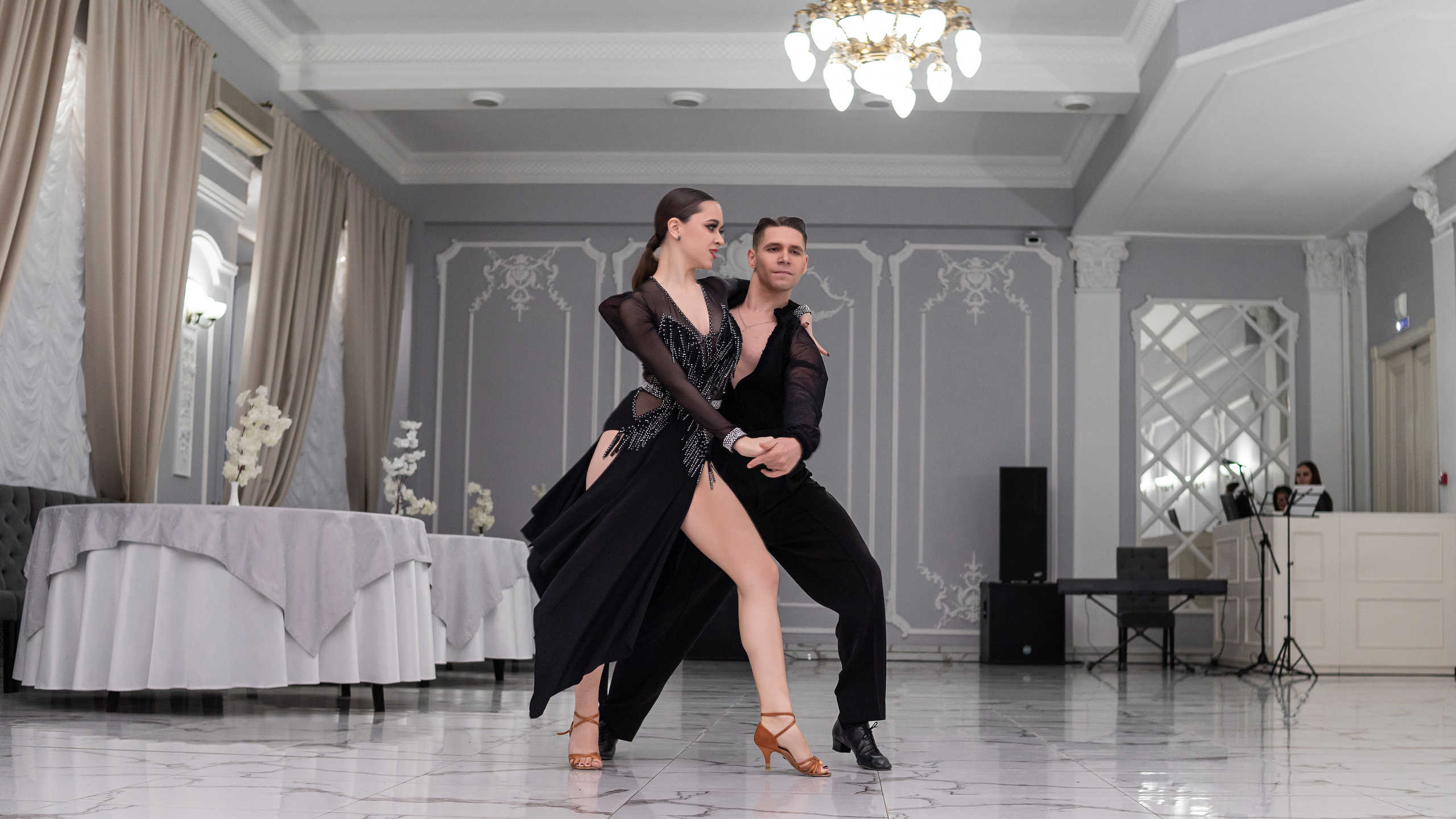 Поэтический вечер с Юлией Амшинской. Бжицких Виталий — фотограф г. Ульяновск