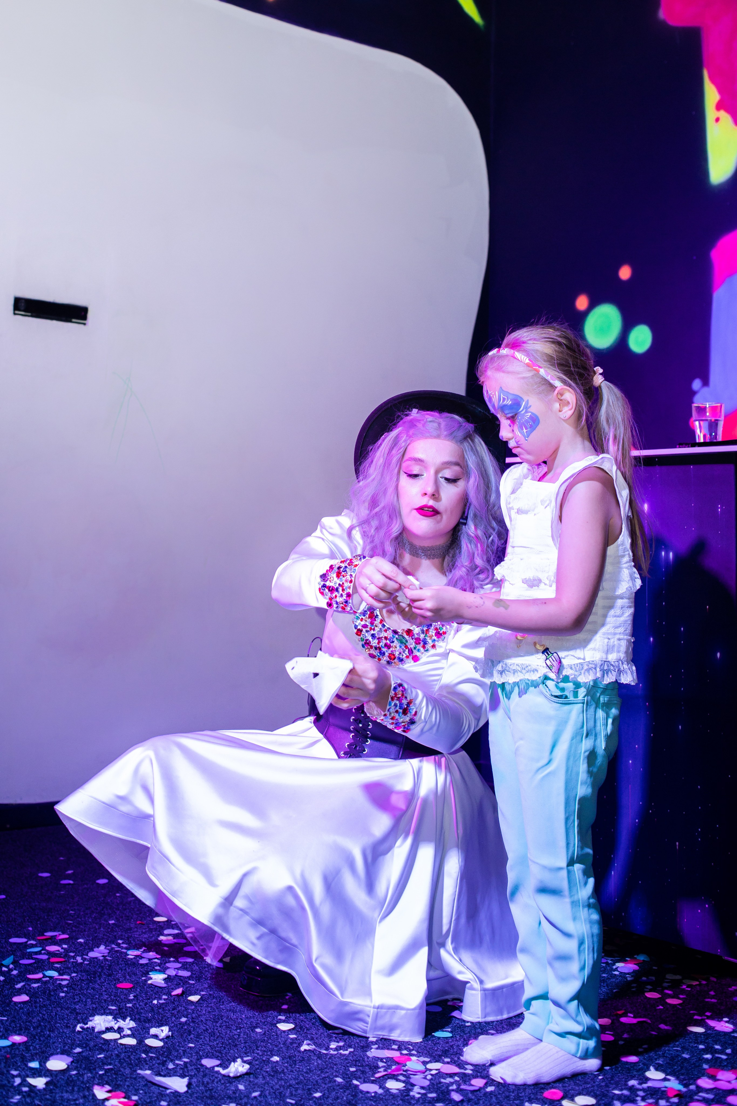 Марату 5. Фотографии с любовью