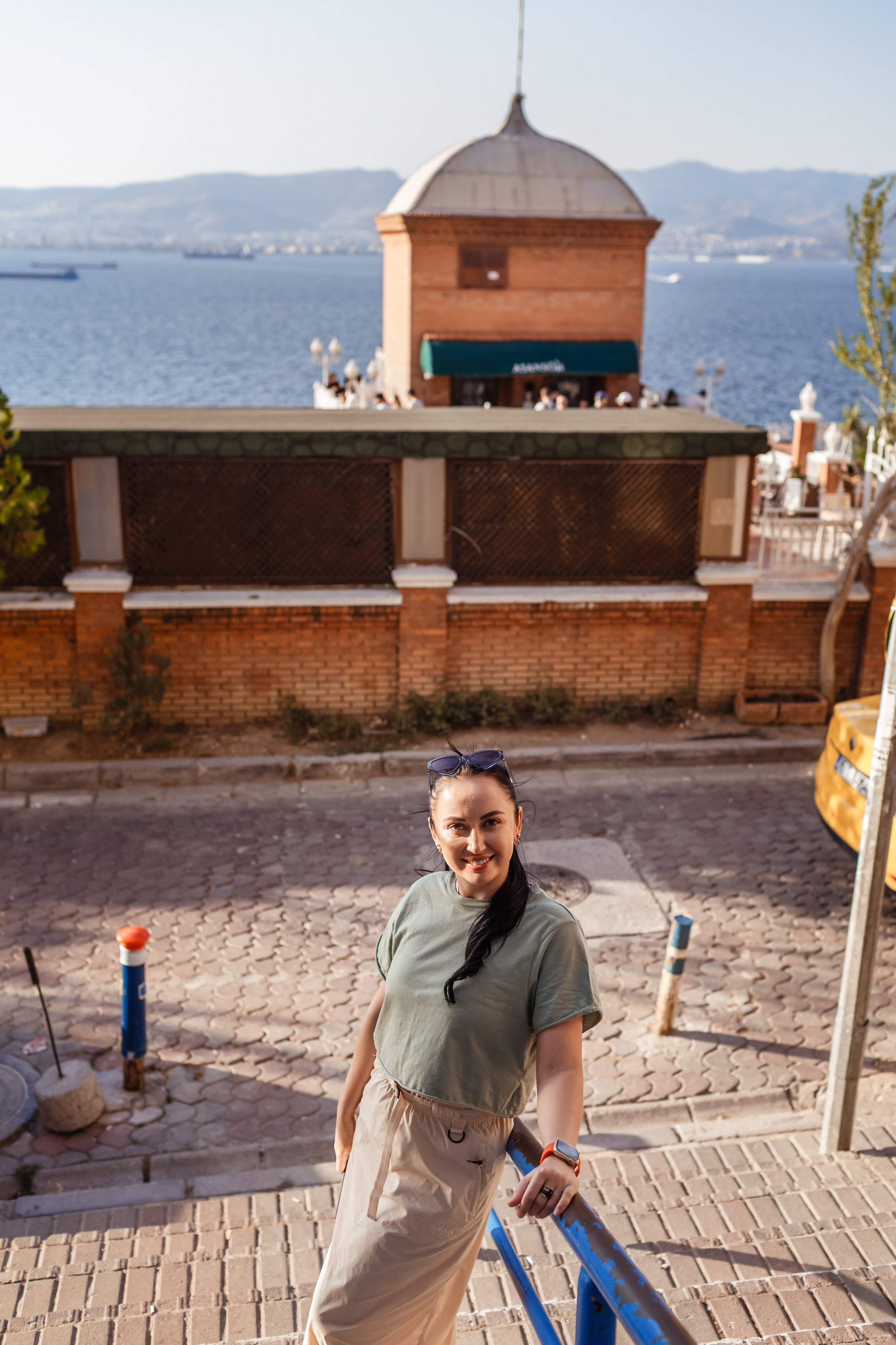 In old Izmir. Professional family and children’s photographer in Izmir Irina Eron
