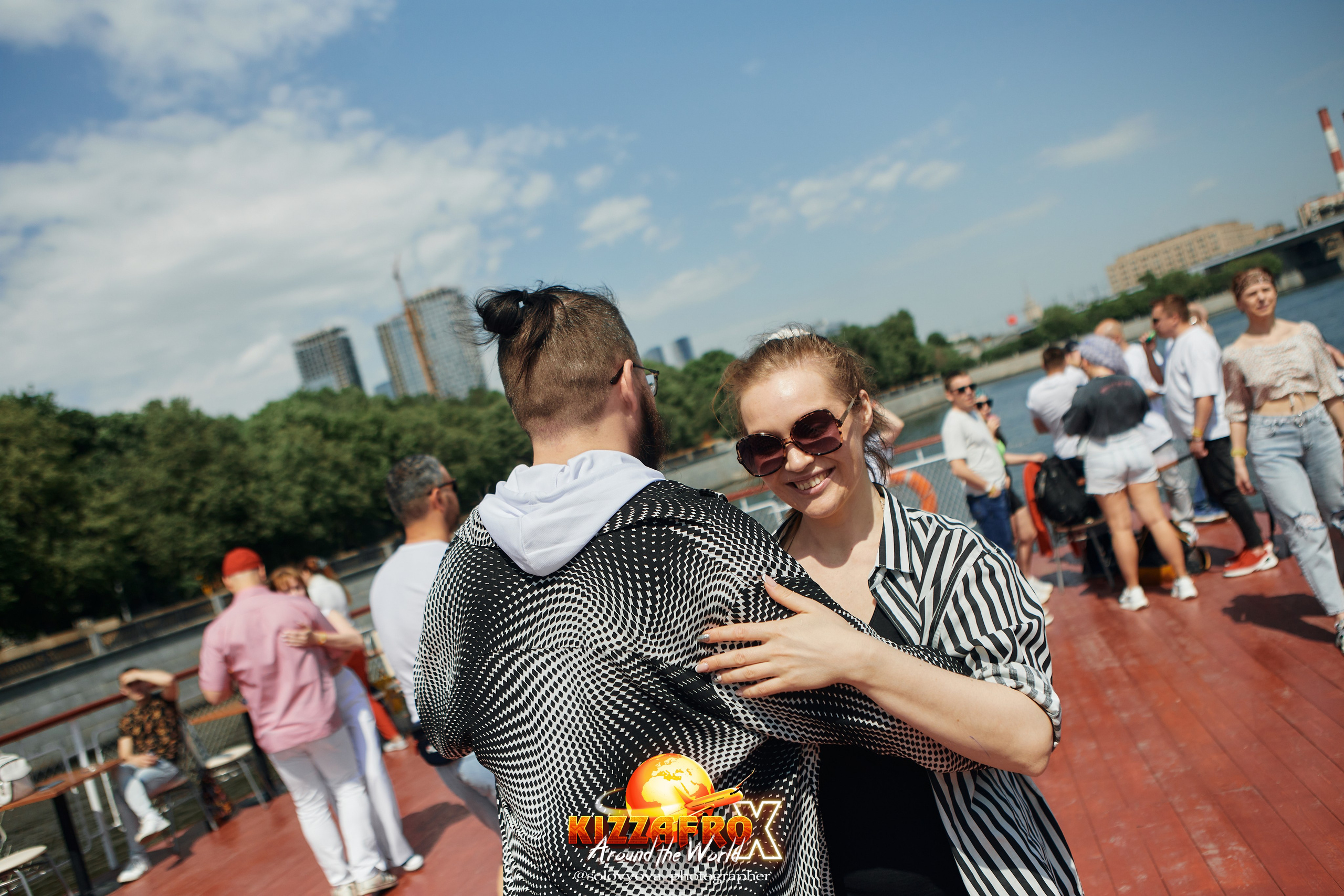 Boat party. Свадебный фотограф