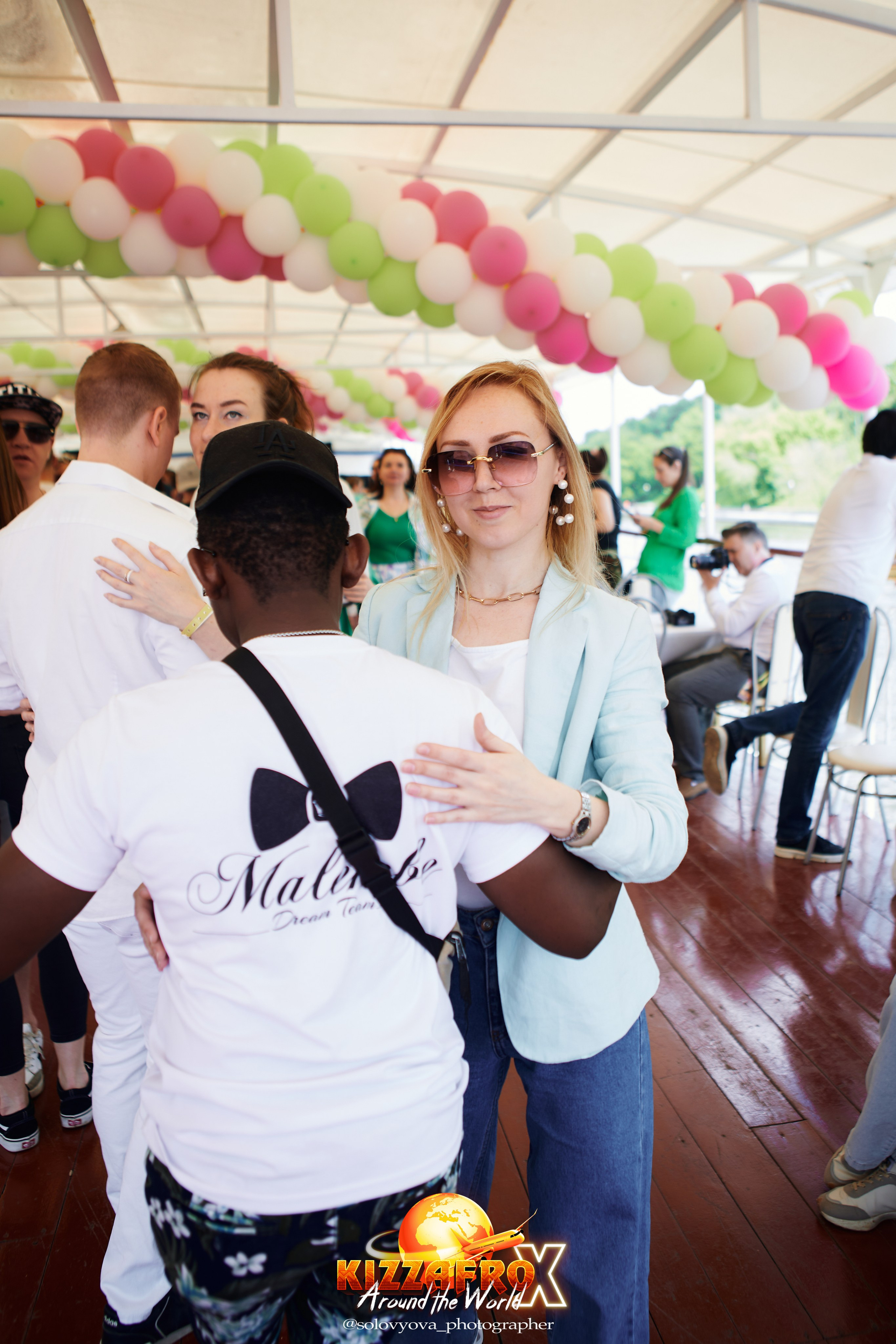Boat party. Свадебный фотограф