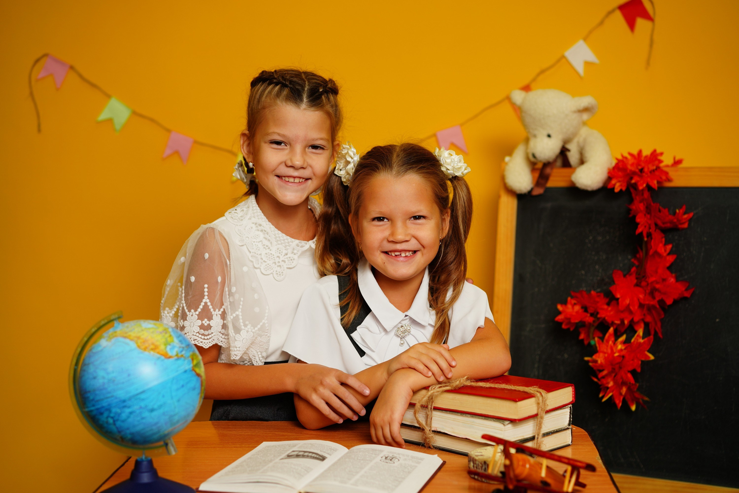 1 кл мелкие группы. MEMENTO.Выпускные альбомы, школьные, юбилейные и другие книги. Ростов-на-Дону