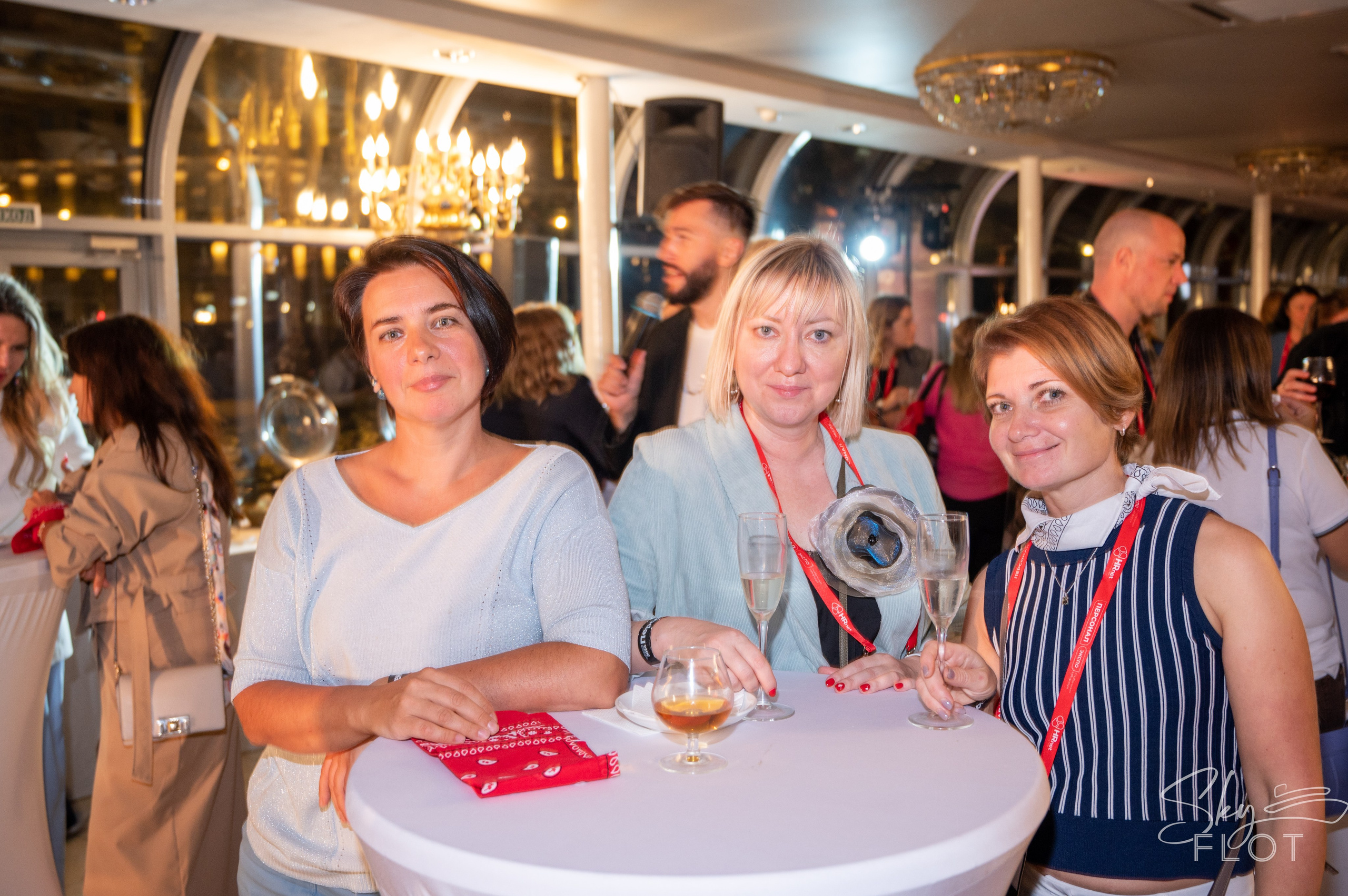 Персонал экспо. Фотограф Мария